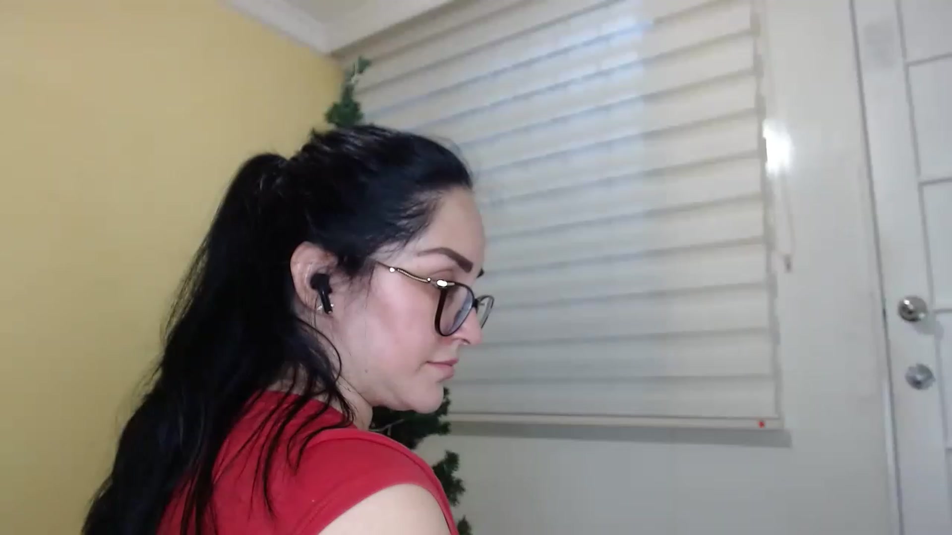 Gallery image thumbnail from AngelHotX0X's myfreecams stream on, 11/18/2022, 02:20 image 12 of 20