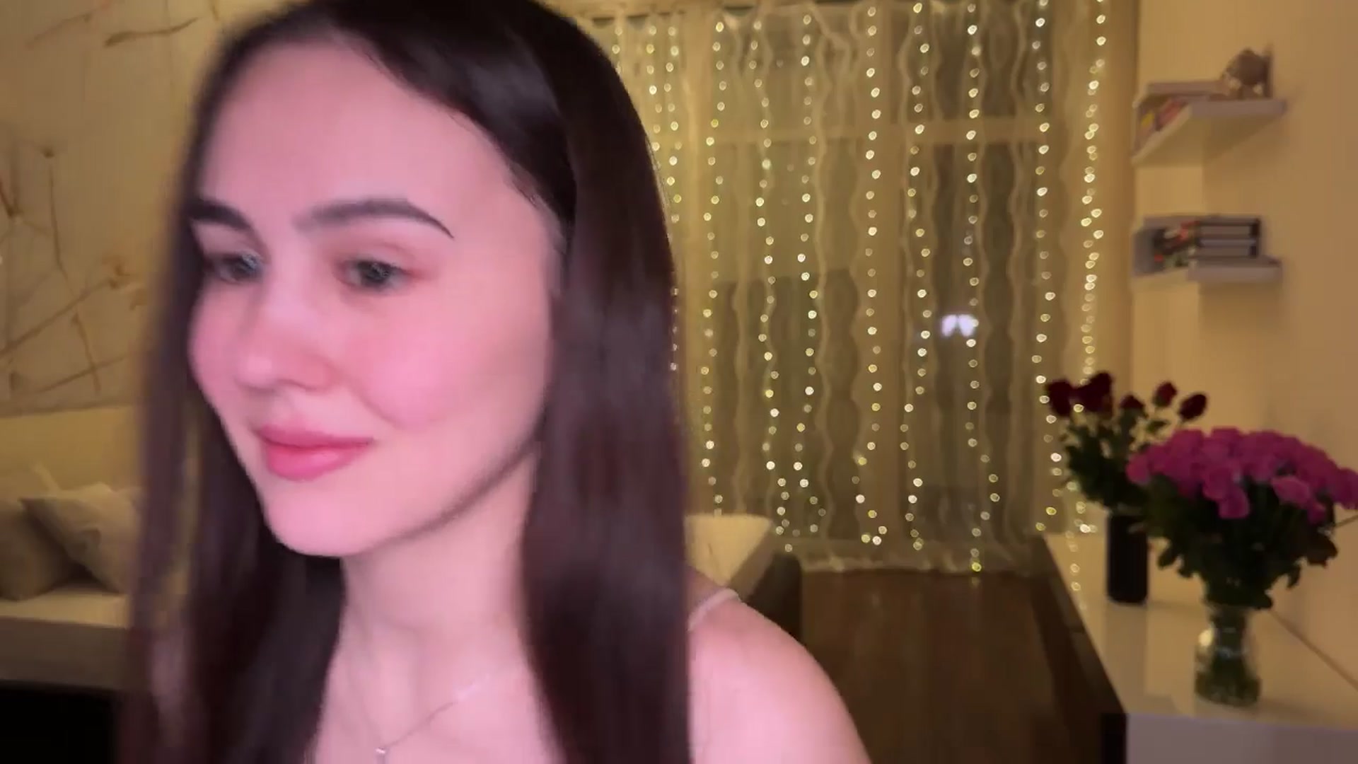 Gallery image thumbnail from AngelIsland's myfreecams stream on, 01/18/2026, 16:33 image 16 of 20
