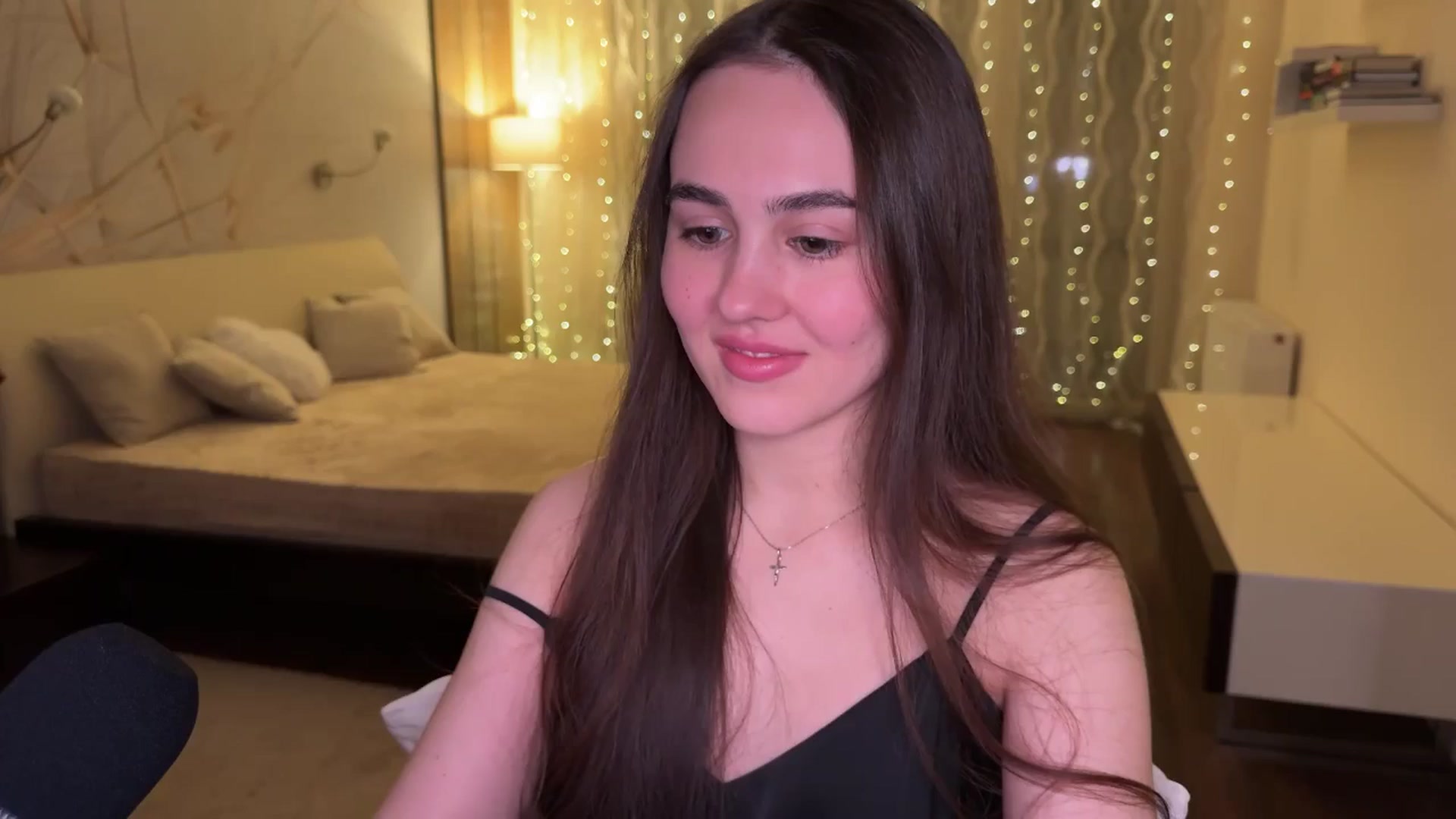 Gallery image thumbnail from AngelIsland's myfreecams stream on, 01/21/2026, 19:54 image 1 of 20