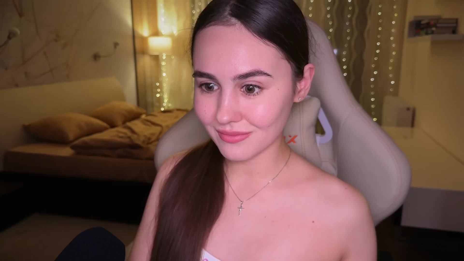 Gallery image thumbnail from AngelIsland's myfreecams stream on, 02/12/2026, 18:58 image 17 of 20