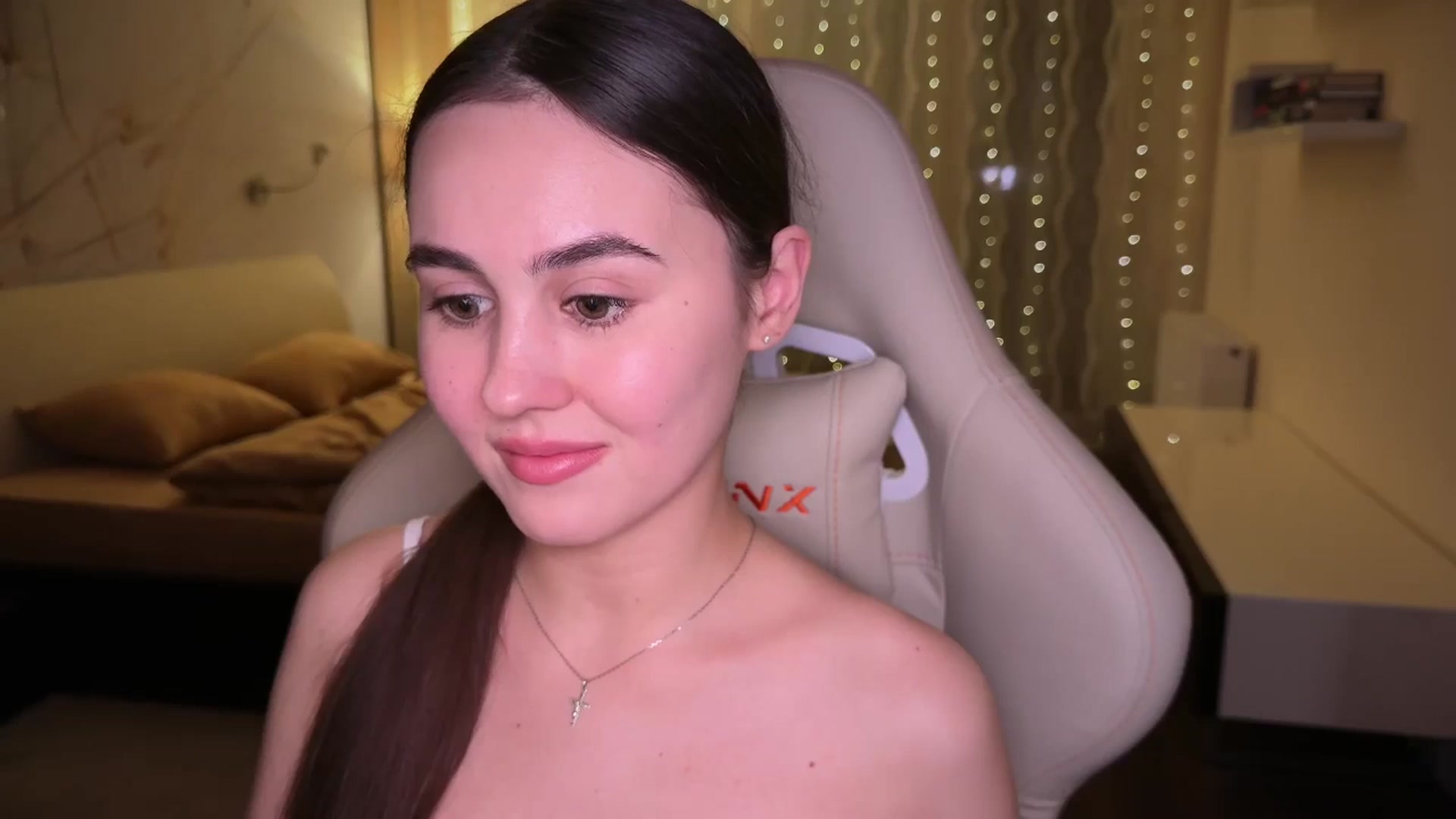Gallery image thumbnail from AngelIsland's myfreecams stream on, 02/12/2026, 18:58 image 5 of 20