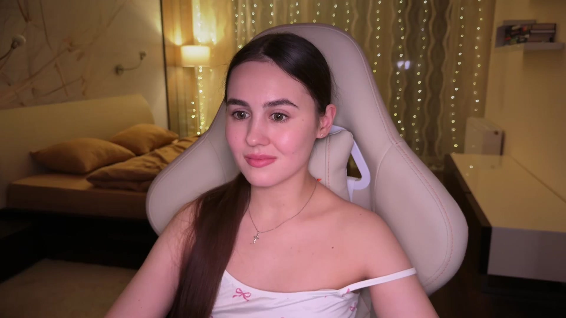 Gallery image thumbnail from AngelIsland's myfreecams stream on, 02/12/2026, 18:58 image 12 of 20