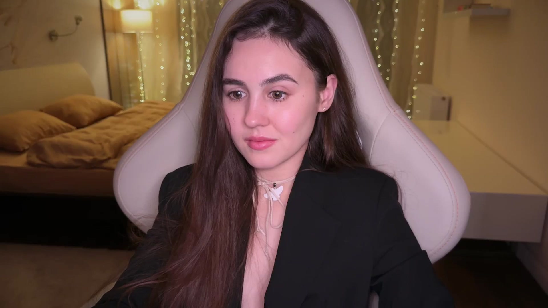 Gallery image thumbnail from AngelIsland's myfreecams stream on, 02/13/2026, 17:35 image 6 of 20