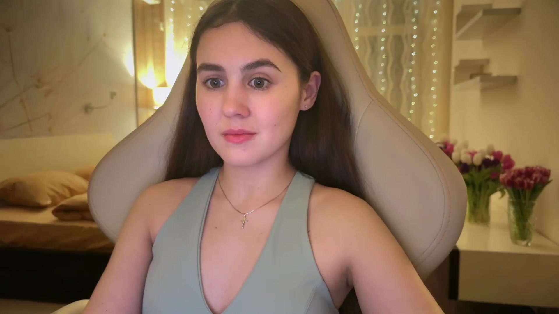 Gallery image thumbnail from AngelIsland's myfreecams stream on, 02/17/2026, 19:41 image 16 of 20