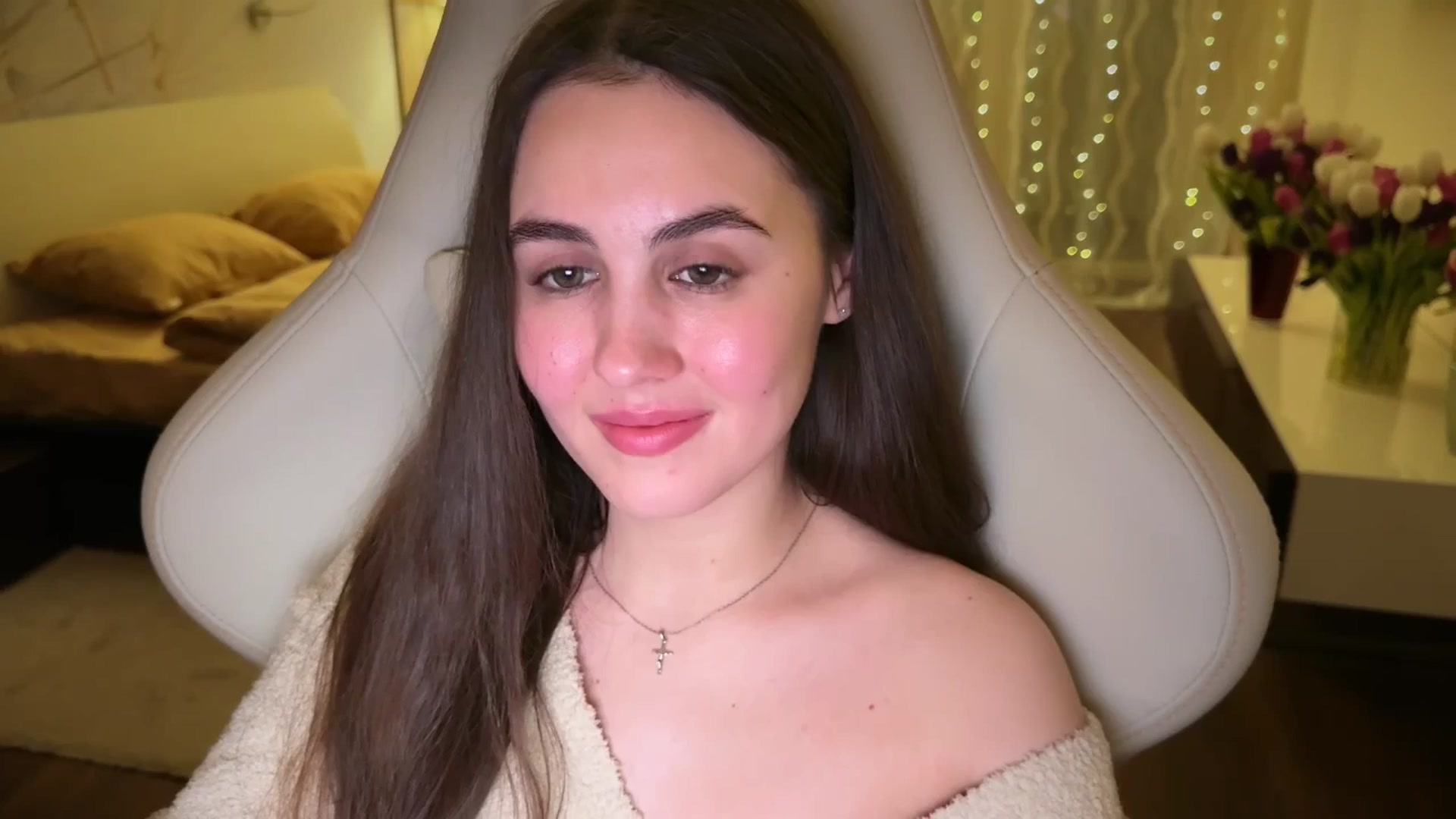 Gallery image thumbnail from AngelIsland's myfreecams stream on, 02/18/2026, 17:55 image 1 of 20