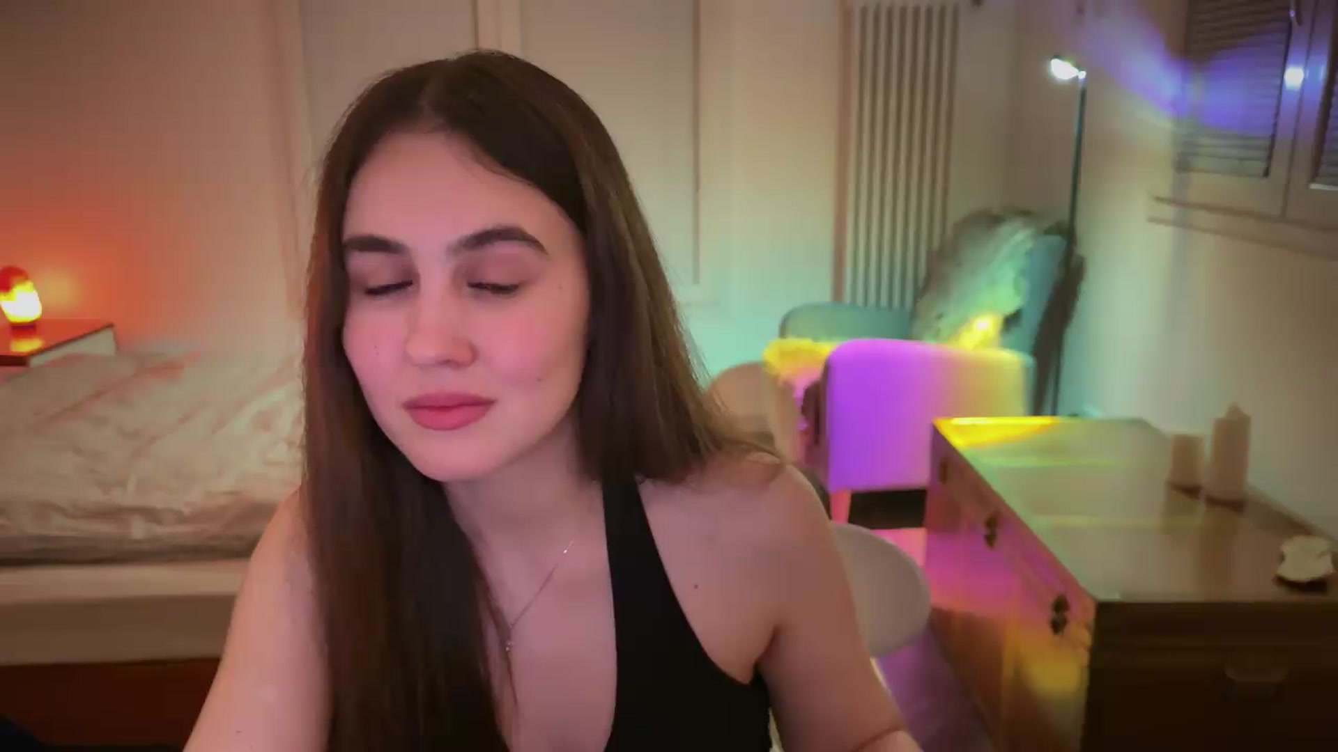 Gallery image thumbnail from AngelIsland's myfreecams stream on, 04/28/2026, 20:39 image 17 of 20