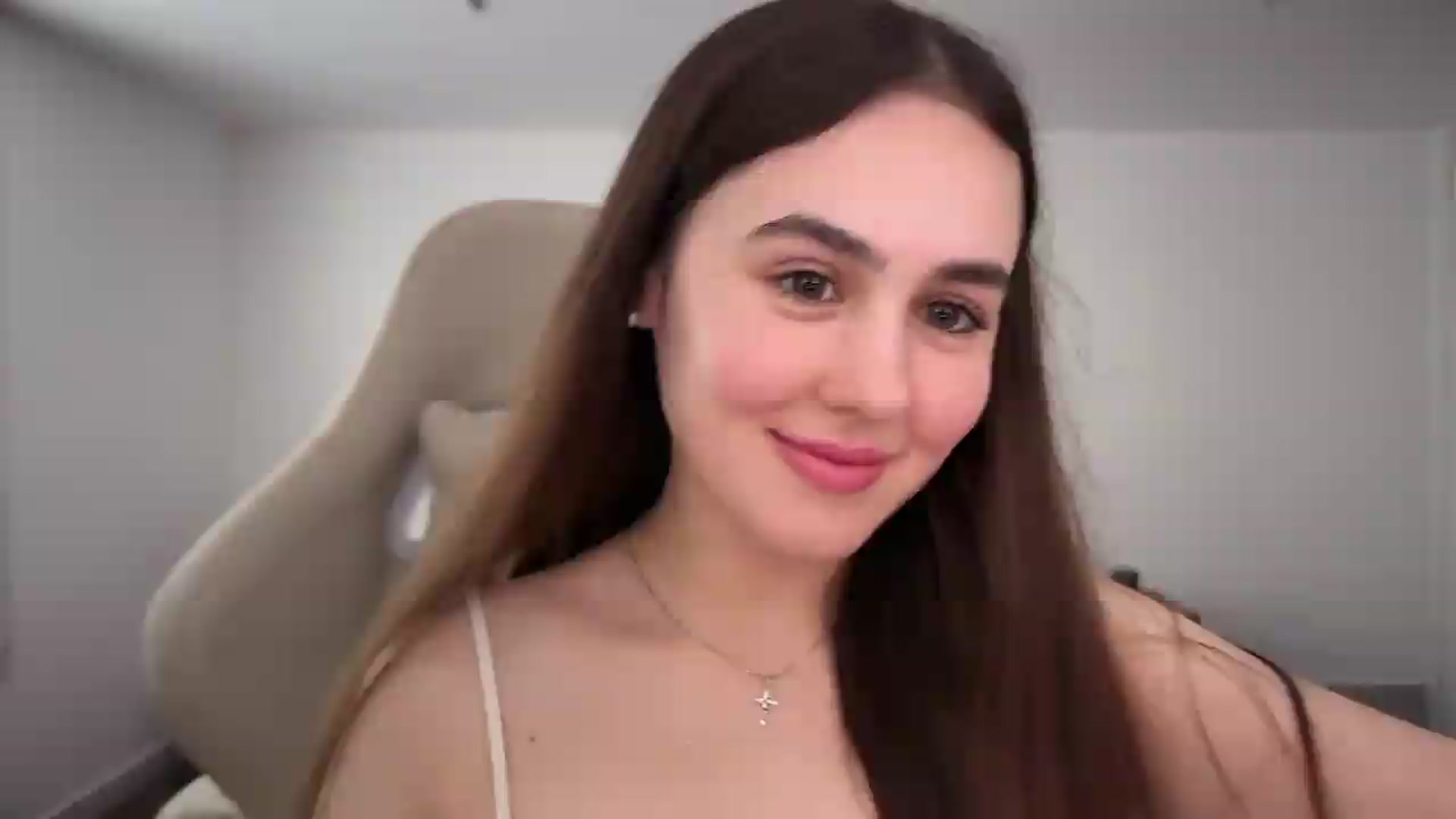 Gallery image thumbnail from AngelIsland's myfreecams stream on, 05/27/2026, 17:32 image 18 of 20