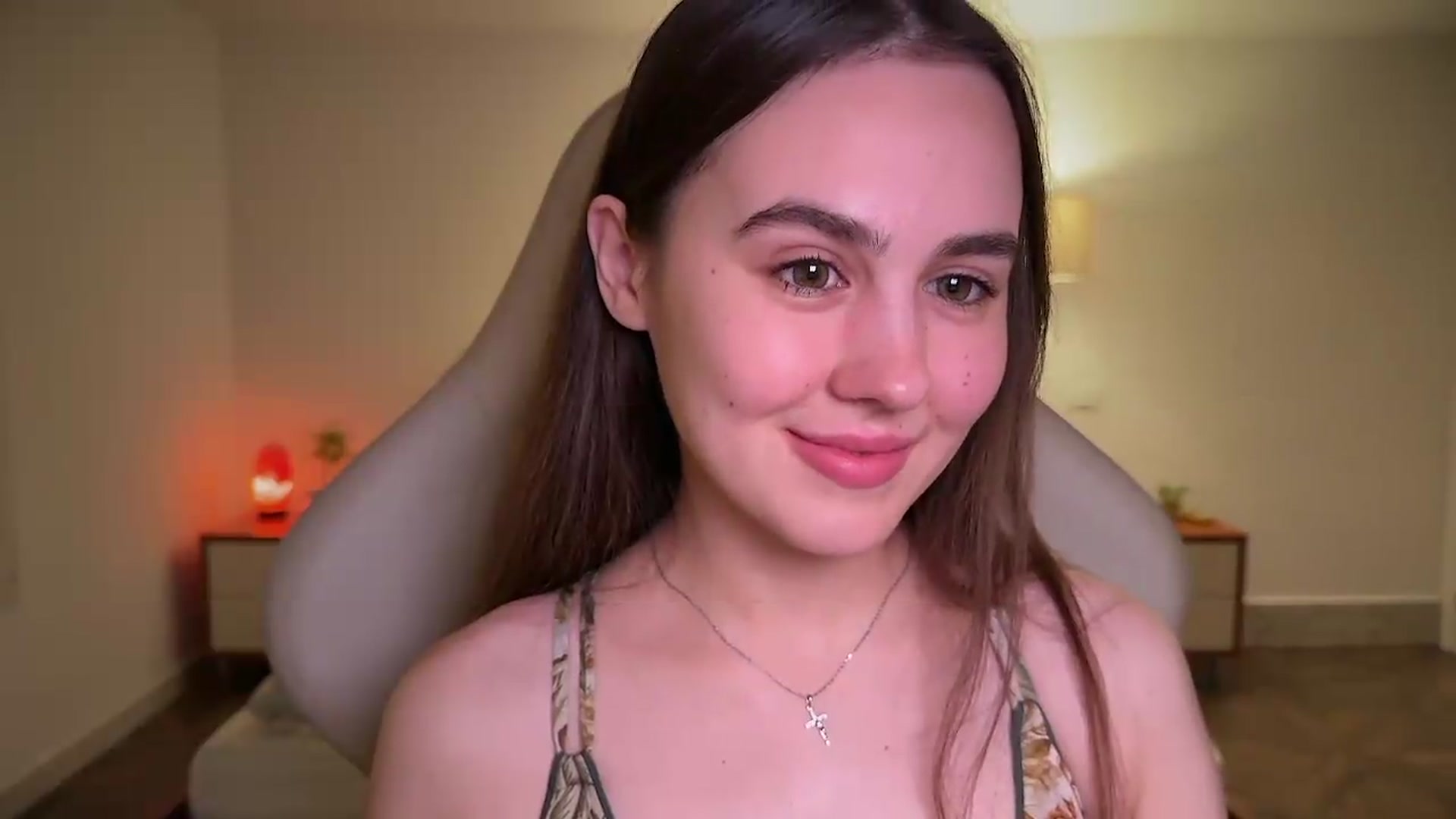Gallery image thumbnail from AngelIsland's myfreecams stream on, 06/05/2026, 22:13 image 18 of 20