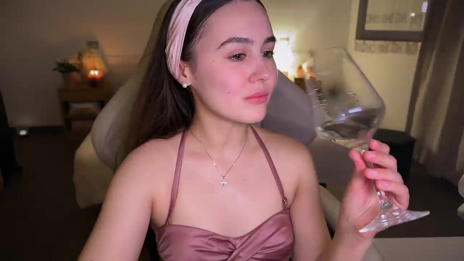 Gallery image thumbnail from AngelIsland's myfreecams stream on, 06/20/2026, 23:05 image 12 of 20
