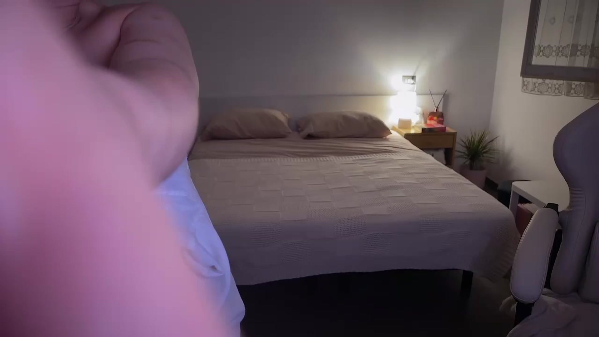 Gallery image thumbnail from AngelIsland's myfreecams stream on, 06/27/2026, 21:49 image 17 of 20