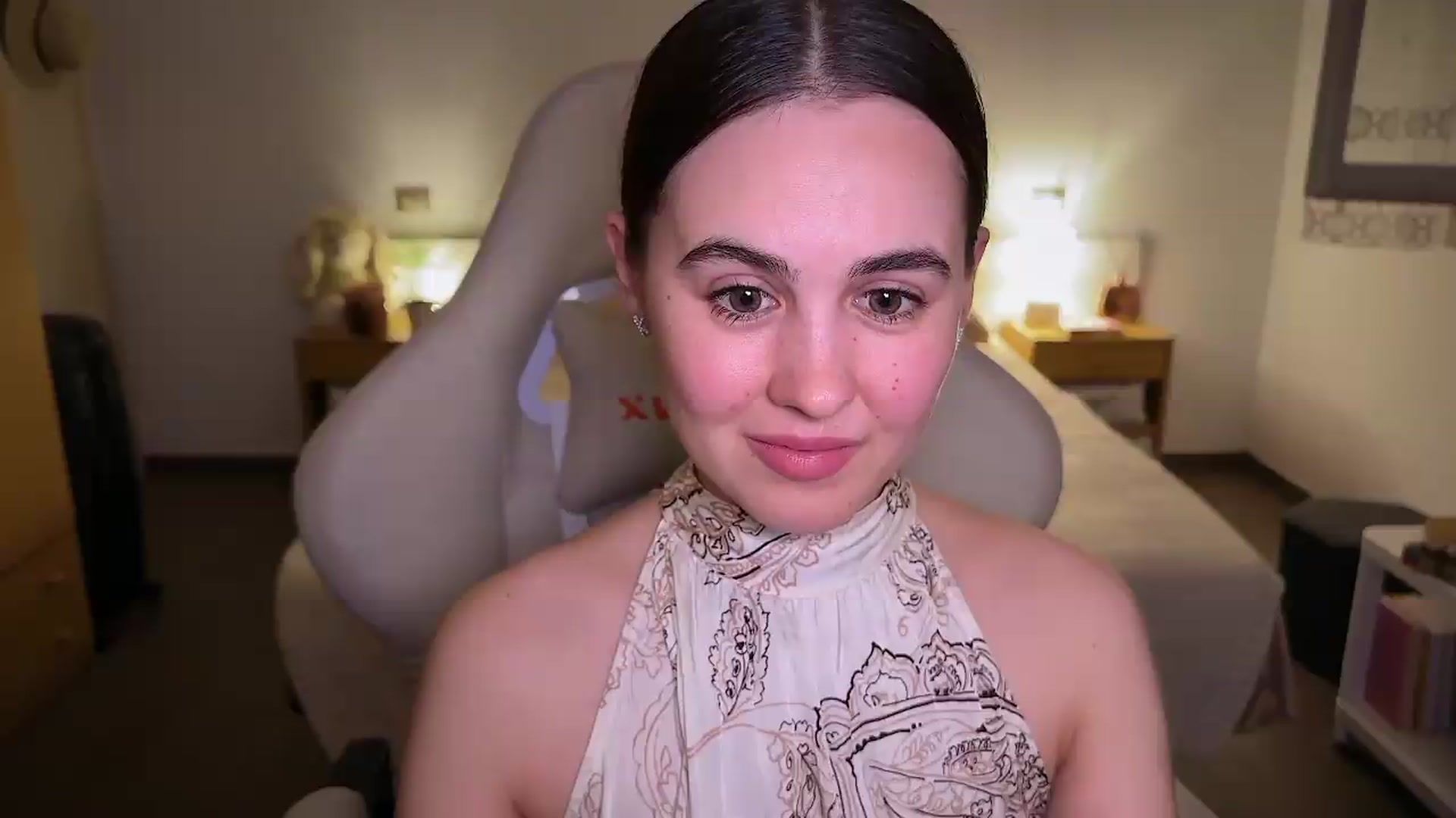 Gallery image thumbnail from AngelIsland's myfreecams stream on, 07/04/2026, 20:31 image 2 of 20
