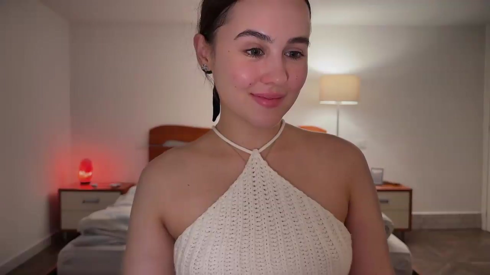 Gallery image thumbnail from AngelIsland's myfreecams stream on, 07/16/2026, 23:13 image 16 of 20