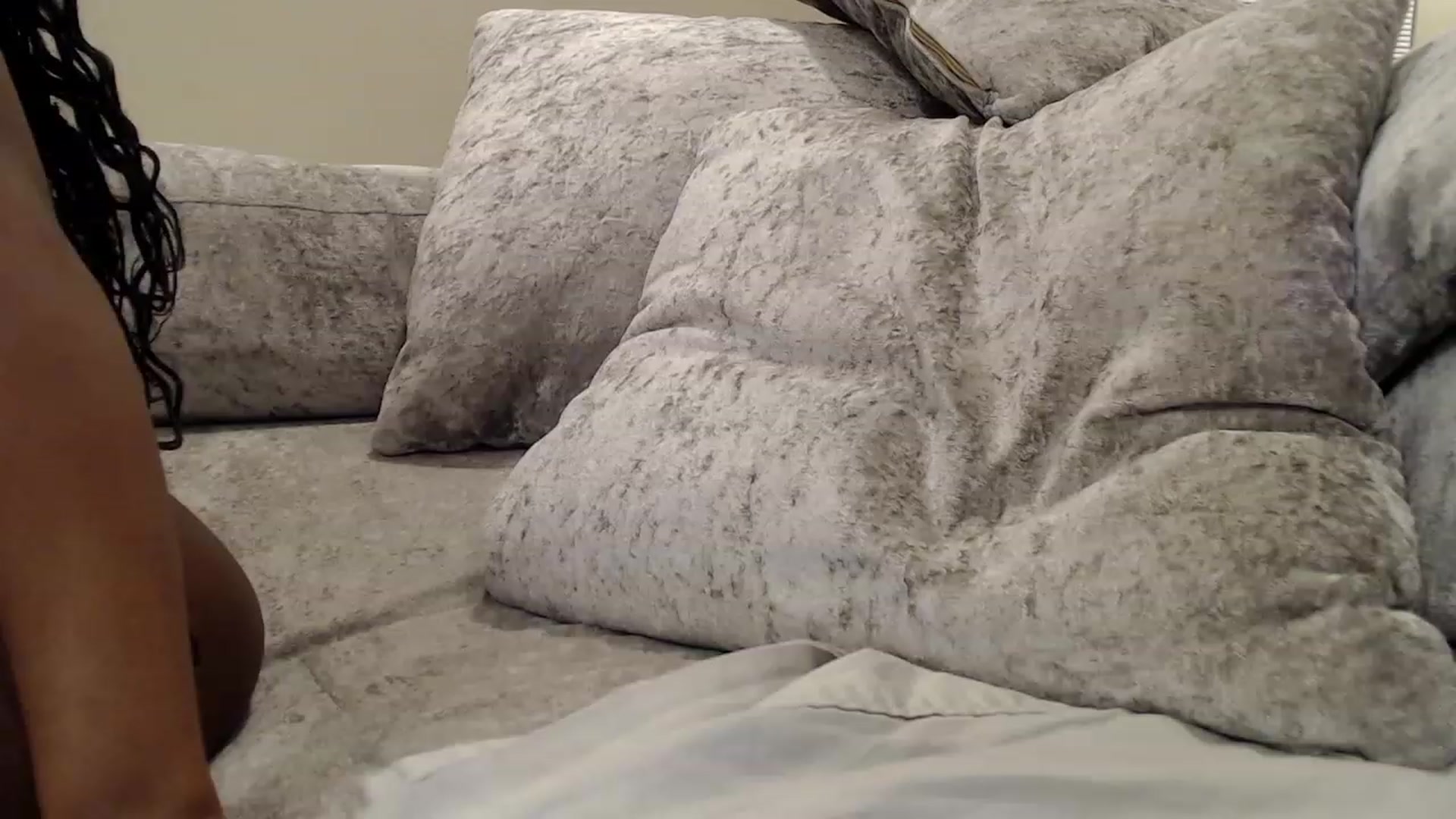 Gallery image thumbnail from AngelJazmin's myfreecams stream on, 12/07/2023, 04:09 image 2 of 20