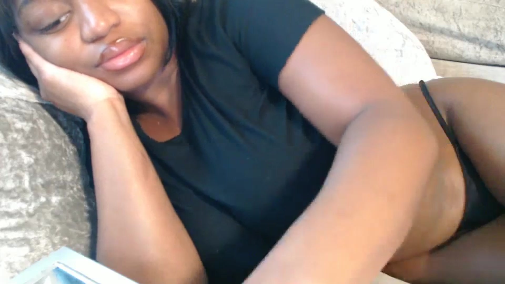 Gallery image thumbnail from AngelJazmin's myfreecams stream on, 11/09/2025, 16:02 image 15 of 20