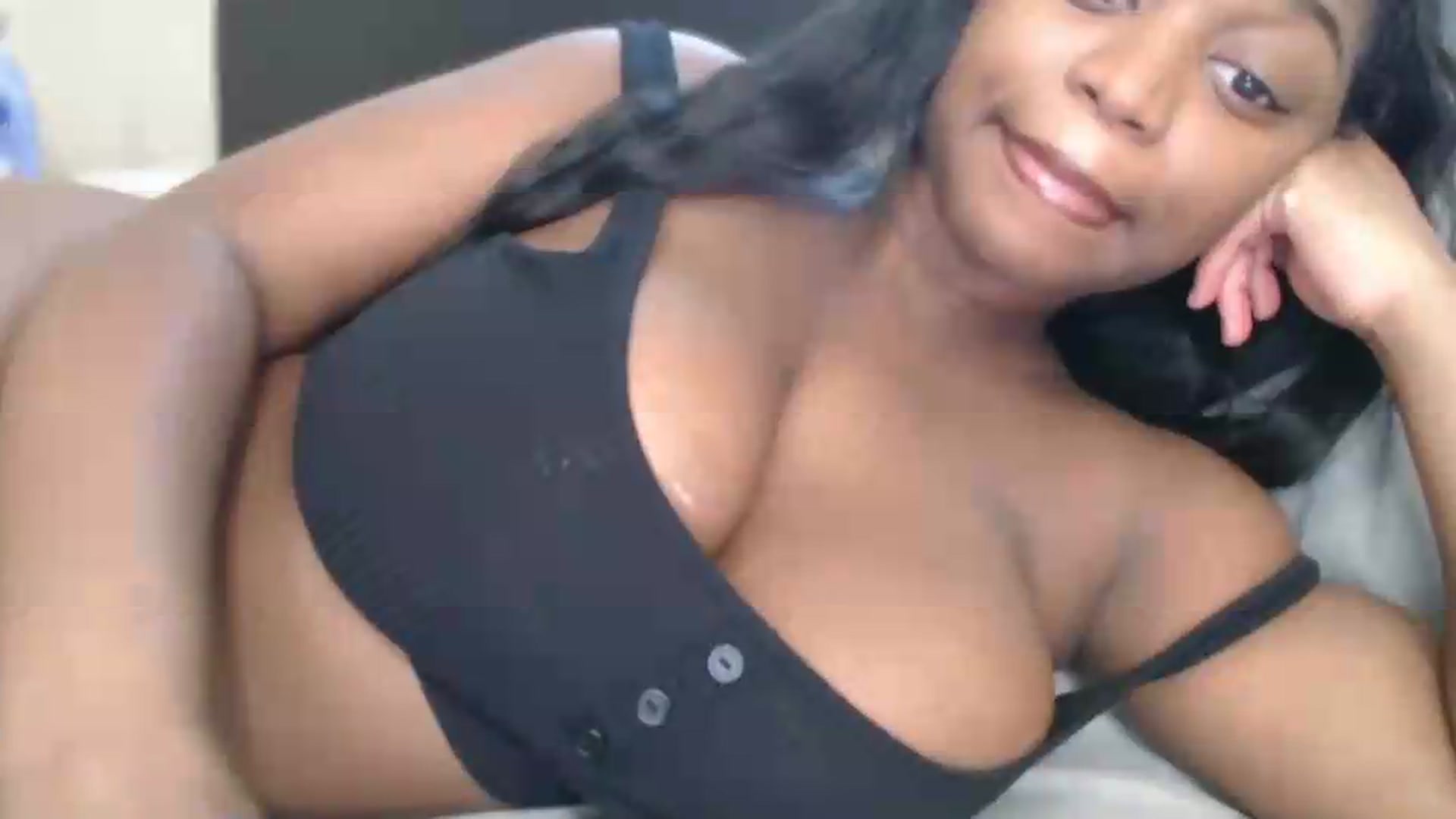 Gallery image thumbnail from AngelJazmin's myfreecams stream on, 06/19/2026, 16:06 image 6 of 20