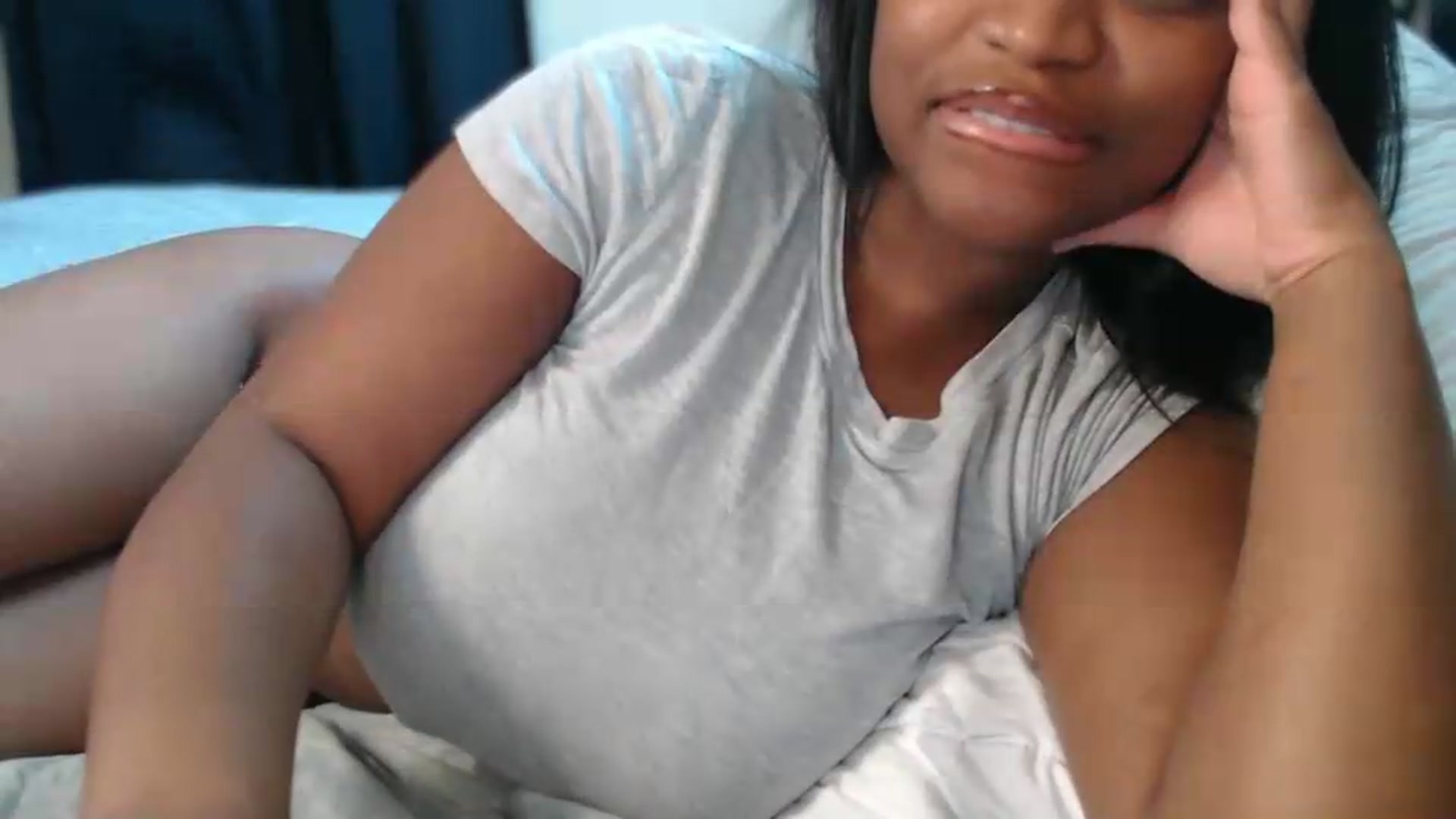 Gallery image thumbnail from AngelJazmin's myfreecams stream on, 07/04/2026, 17:12 image 10 of 20