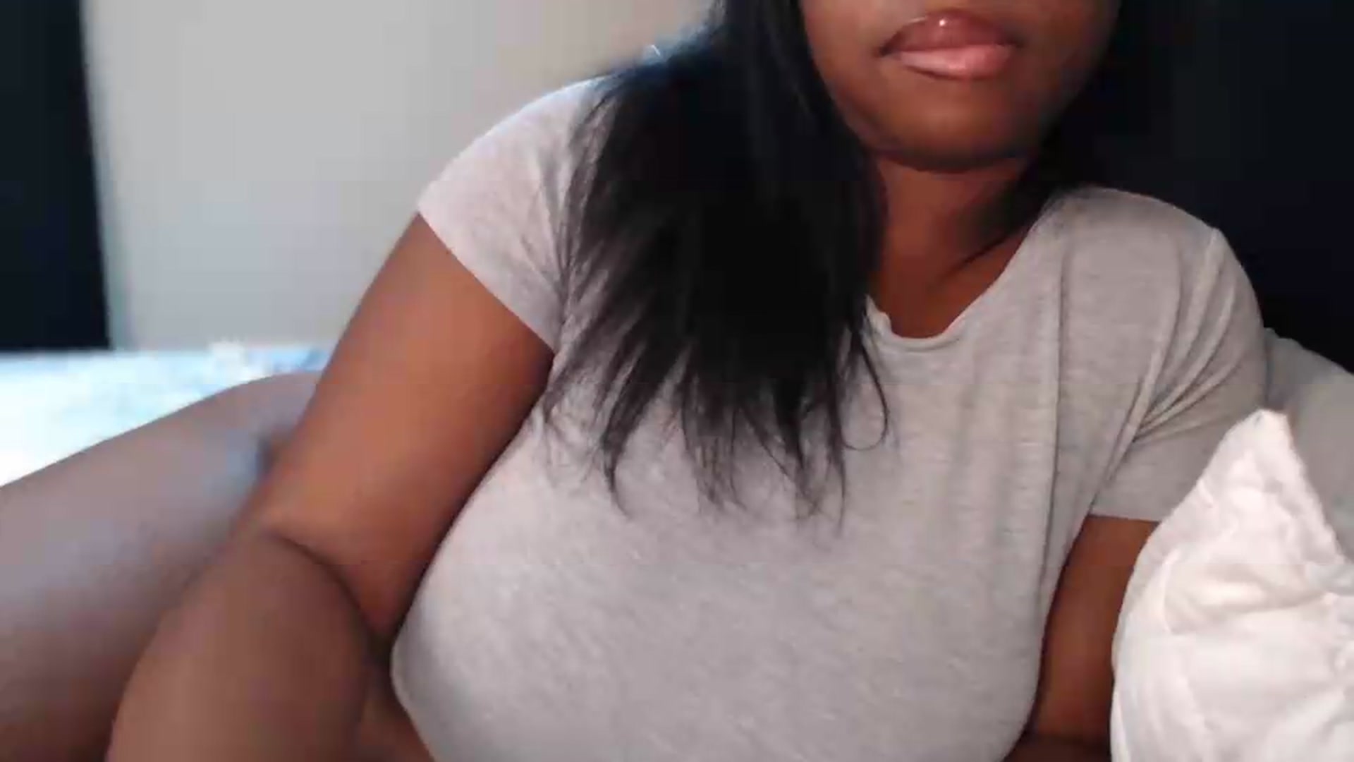 Gallery image thumbnail from AngelJazmin's myfreecams stream on, 07/11/2026, 17:18 image 5 of 20