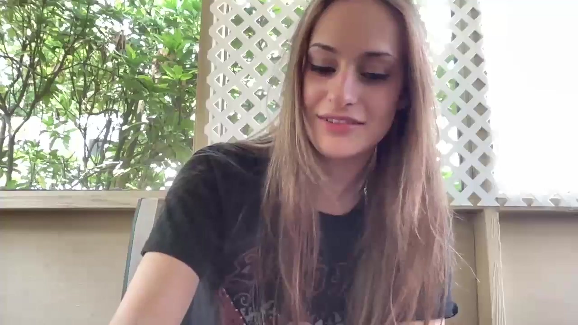 Gallery image thumbnail from AngelLily777's myfreecams stream on, 05/29/2024, 18:31 image 10 of 20