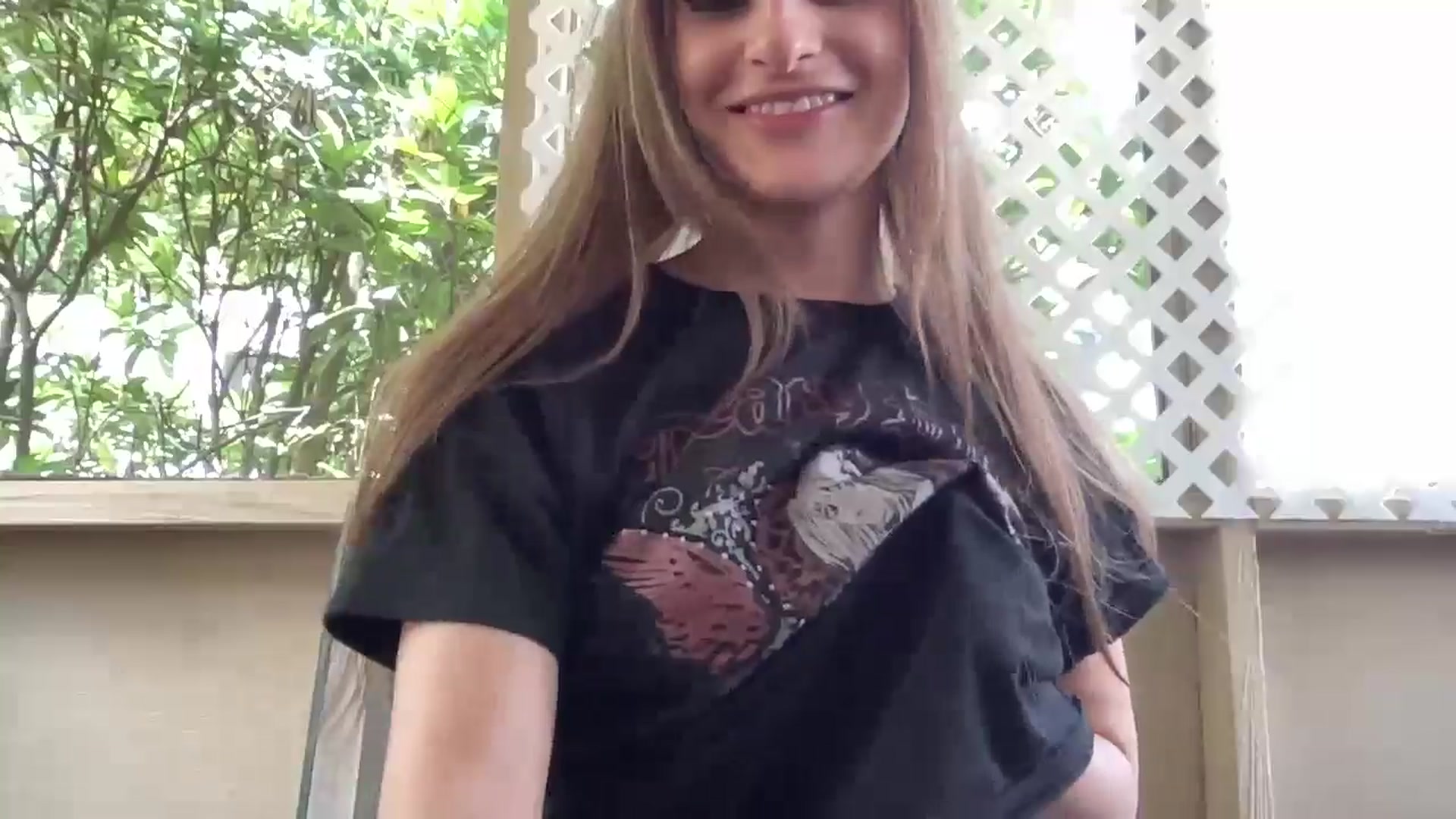 Gallery image thumbnail from AngelLily777's myfreecams stream on, 05/29/2024, 18:31 image 15 of 20