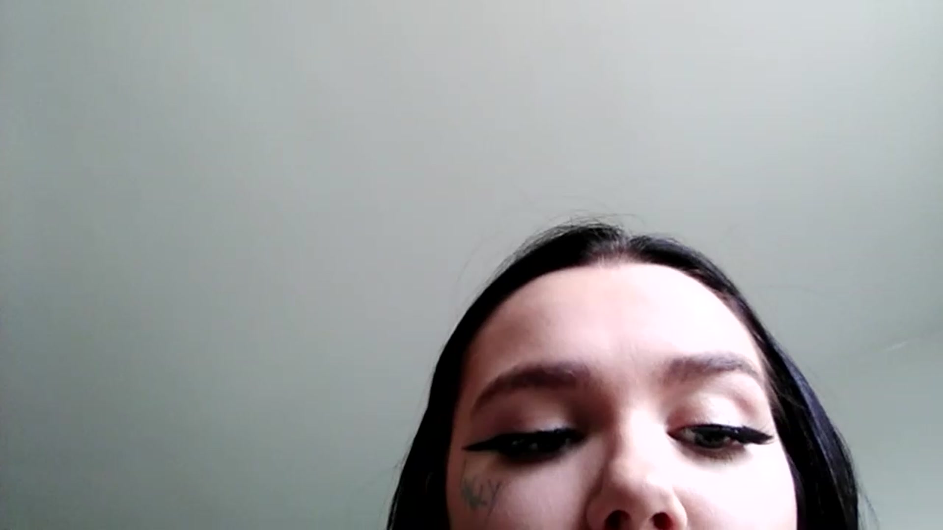 Gallery image thumbnail from AngelLips321's myfreecams stream on, 04/06/2023, 20:41 image 2 of 20