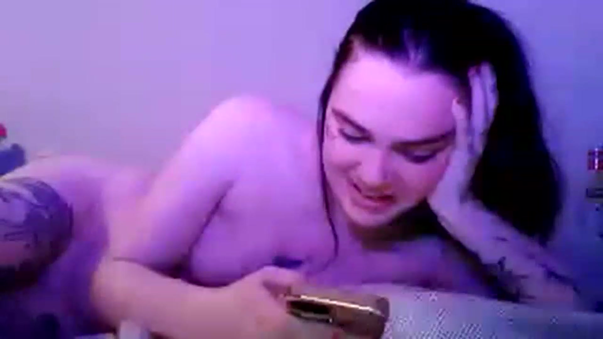 Gallery image thumbnail from AngelLips321's myfreecams stream on, 04/14/2023, 03:09 image 18 of 20