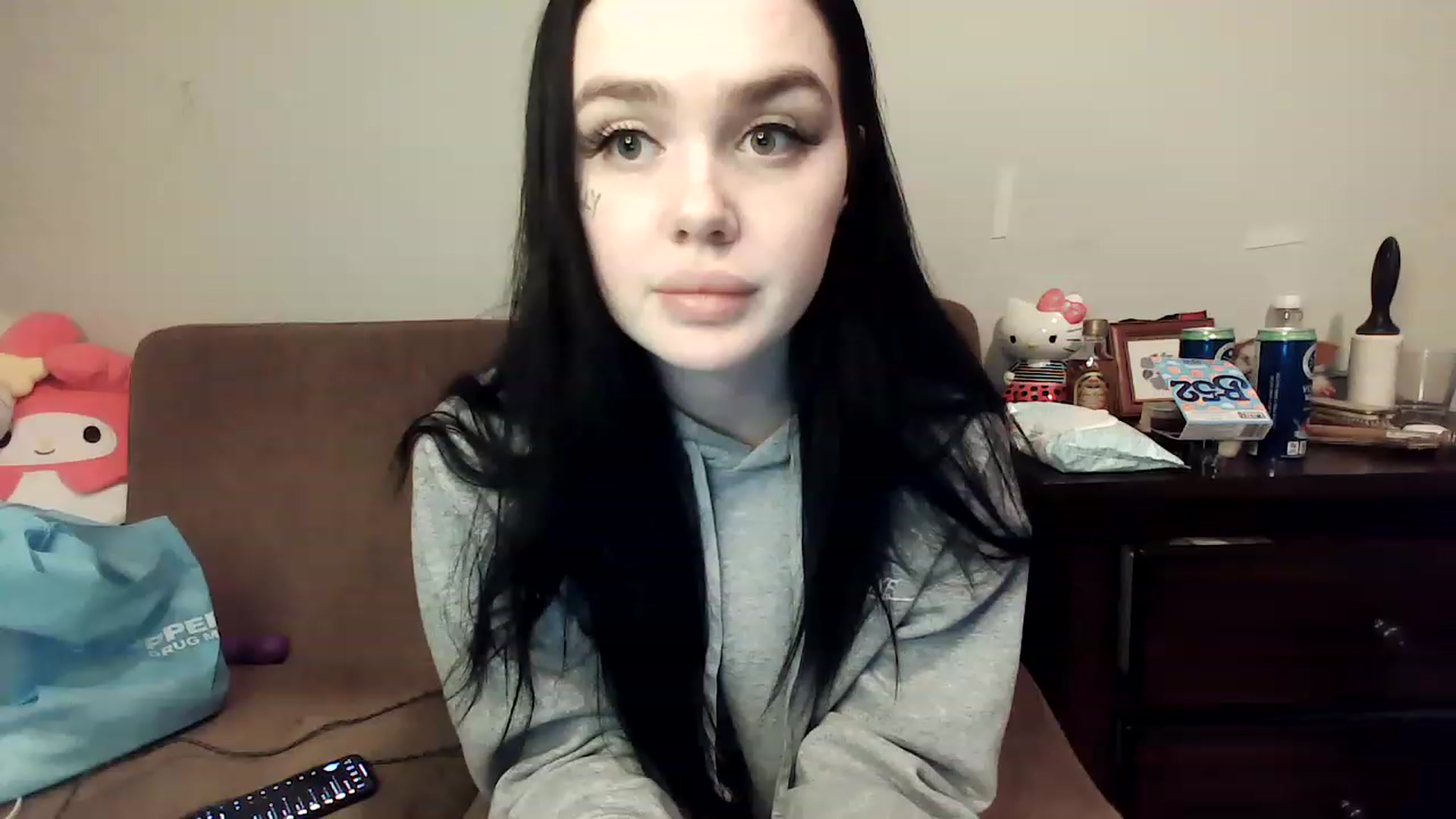 Gallery image thumbnail from AngelLips321's myfreecams stream on, 05/26/2023, 01:23 image 2 of 20
