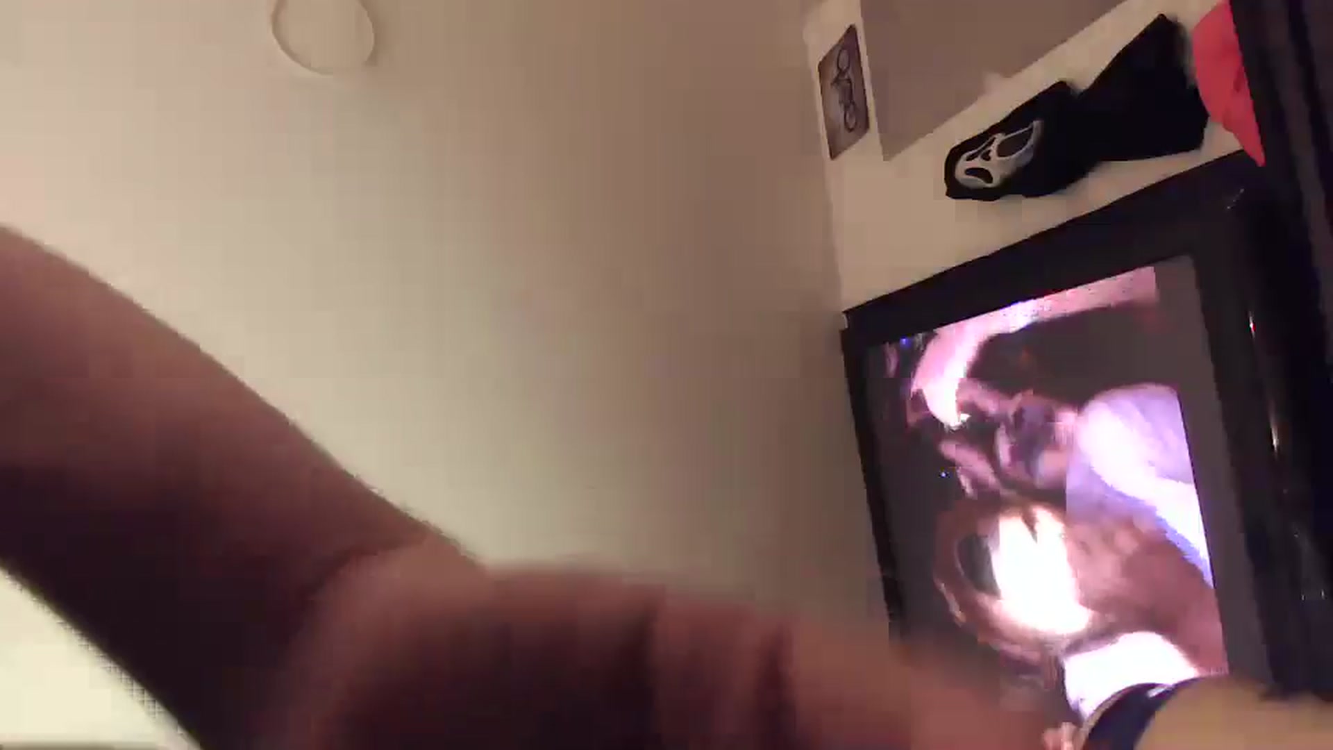 Gallery image thumbnail from AngelLips321's myfreecams stream on, 03/16/2025, 03:01 image 19 of 20