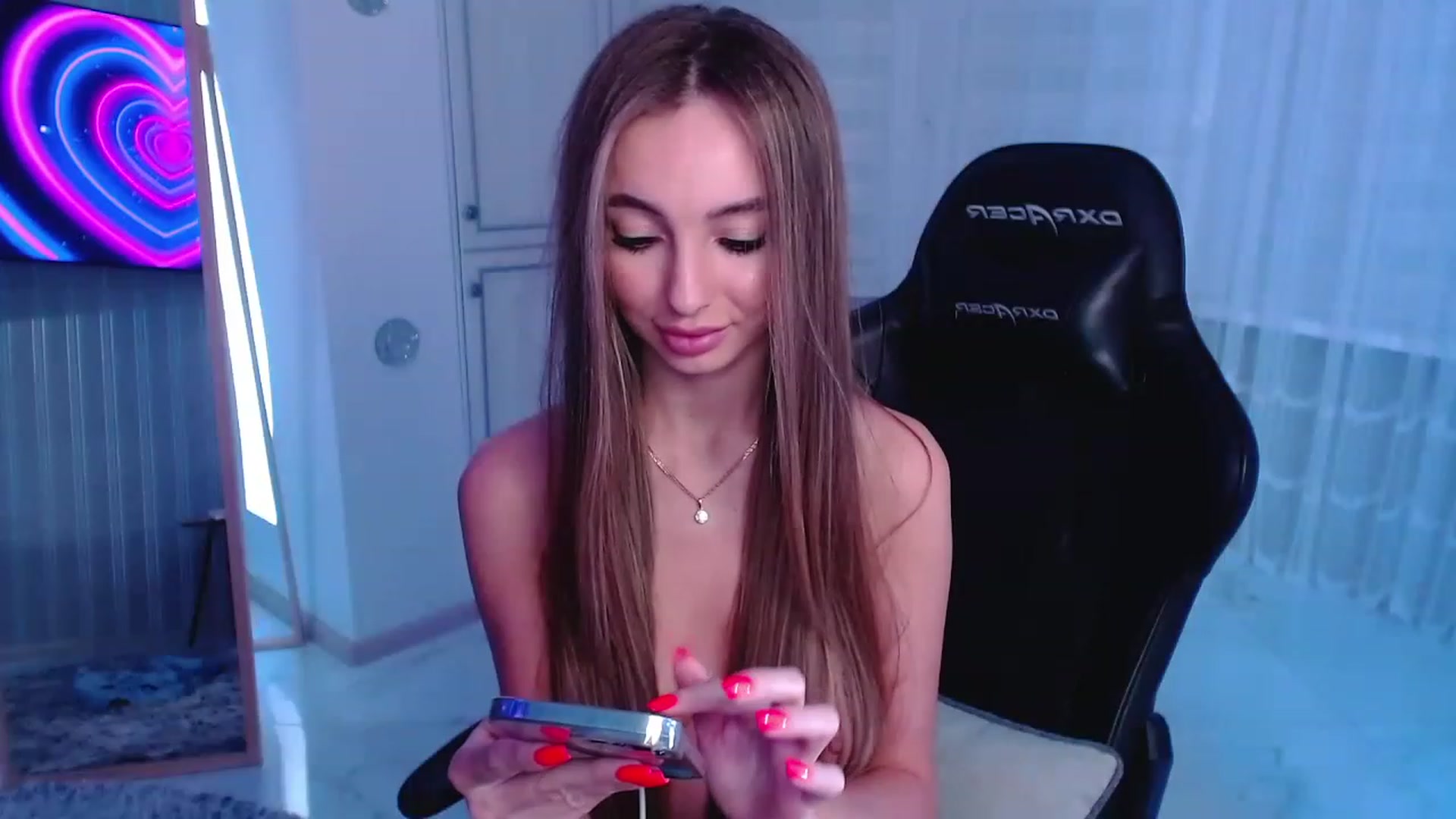 Gallery image thumbnail from AngelLove__'s myfreecams stream on, 12/08/2022, 23:58 image 11 of 20