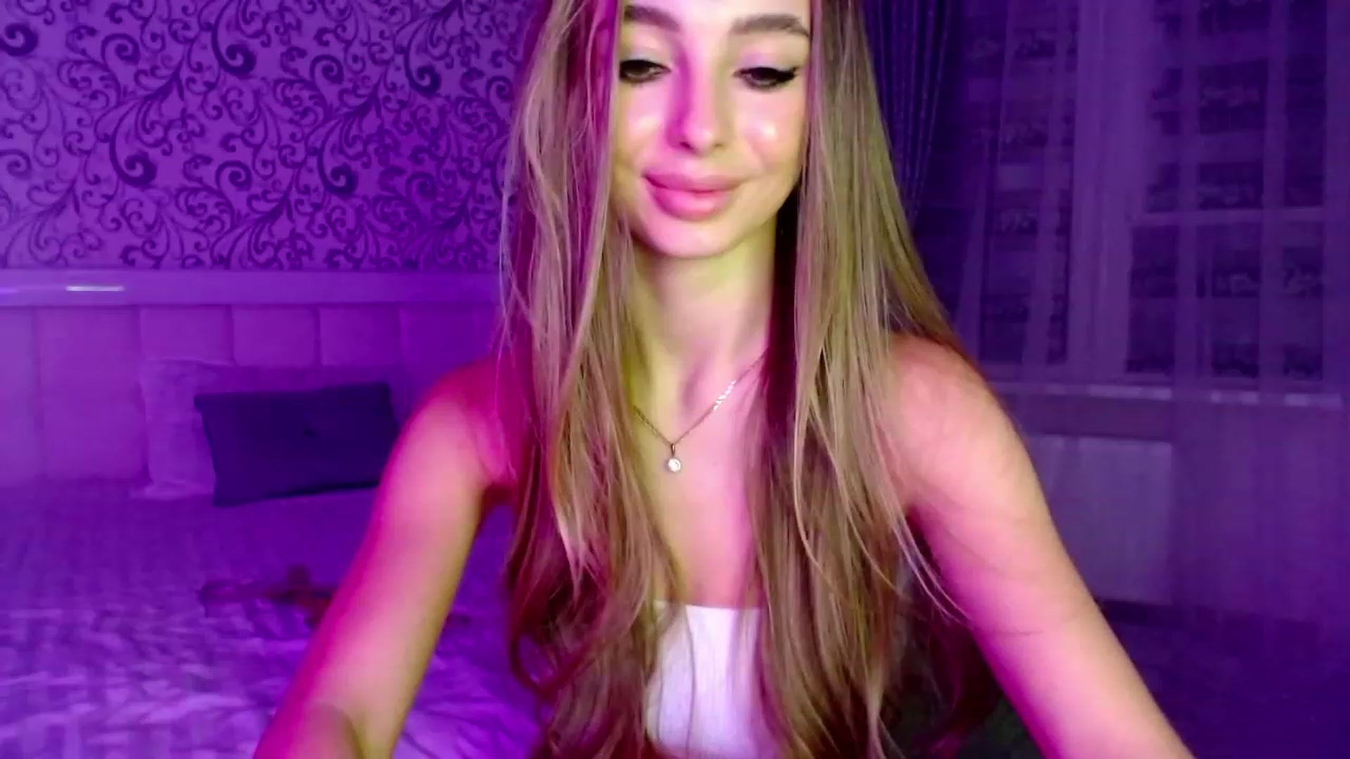 Gallery image thumbnail from AngelLove__'s myfreecams stream on, 12/15/2022, 23:44 image 18 of 20