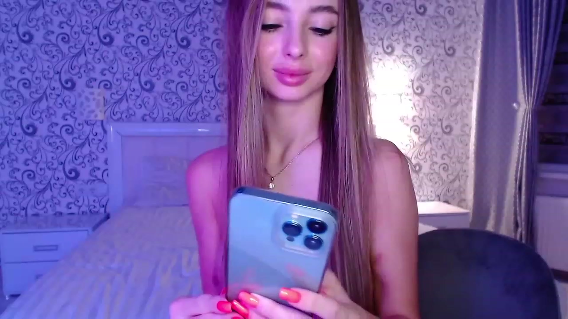 Gallery image thumbnail from AngelLove__'s myfreecams stream on, 12/19/2022, 02:52 image 18 of 20