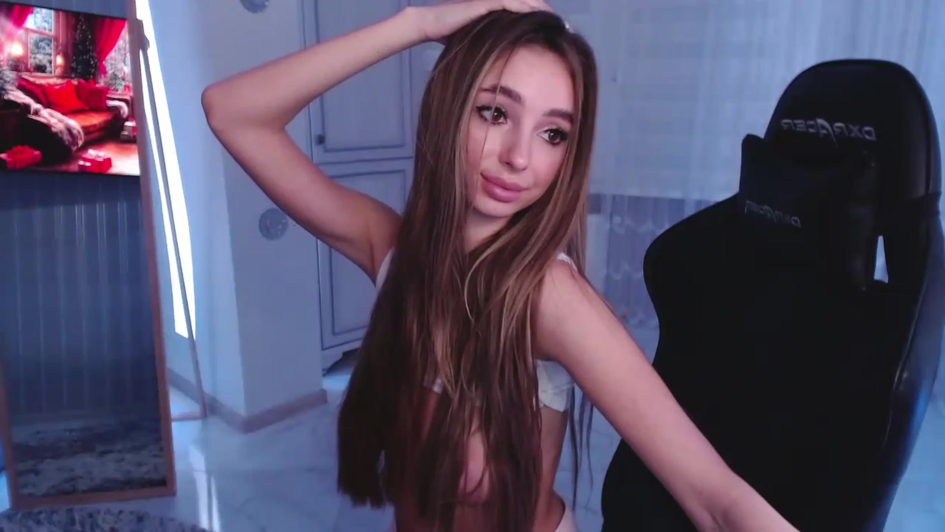 Gallery image thumbnail from AngelLove__'s myfreecams stream on, 01/05/2023, 22:42 image 12 of 20