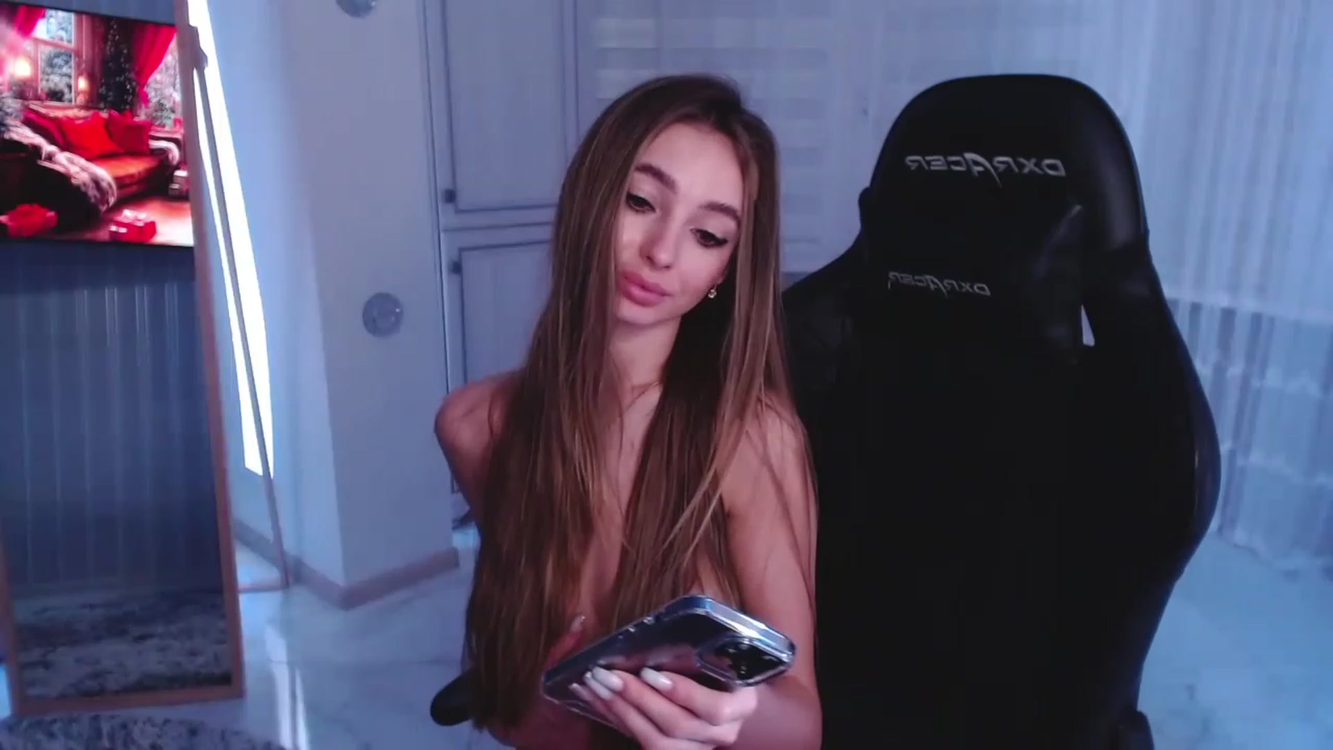 Gallery image thumbnail from AngelLove__'s myfreecams stream on, 01/06/2023, 01:33 image 17 of 20
