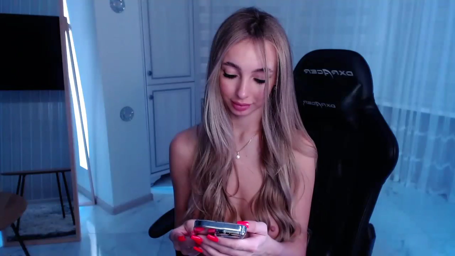 Gallery image thumbnail from AngelLove__'s myfreecams stream on, 02/01/2023, 21:03 image 13 of 20