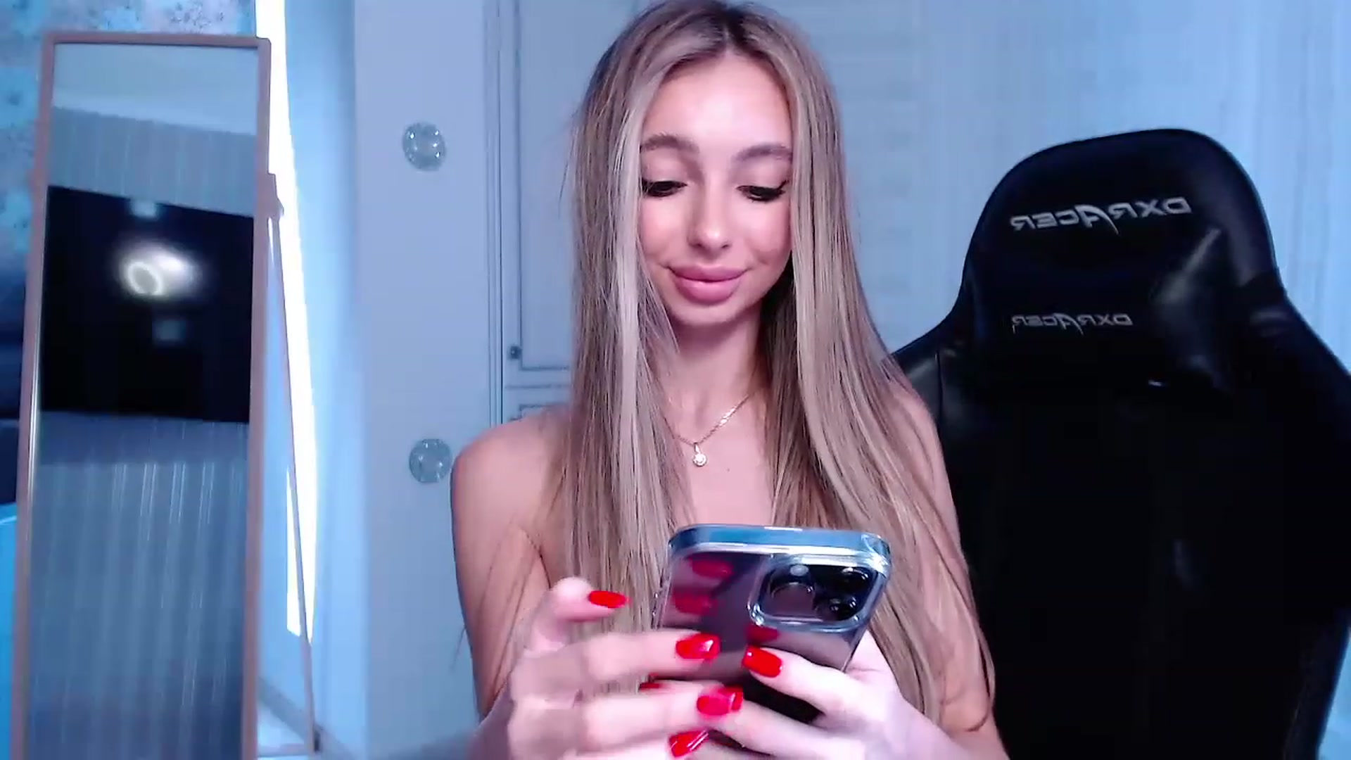 Gallery image thumbnail from AngelLove__'s myfreecams stream on, 02/06/2023, 23:55 image 16 of 20