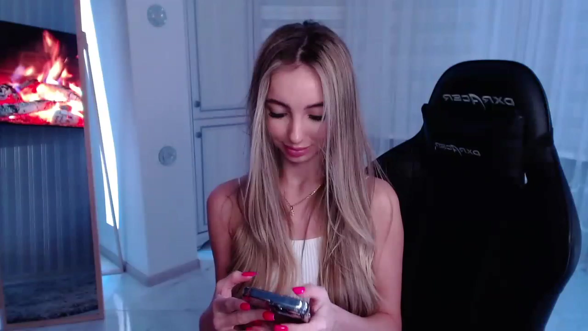 Gallery image thumbnail from AngelLove__'s myfreecams stream on, 03/26/2023, 23:10 image 6 of 20
