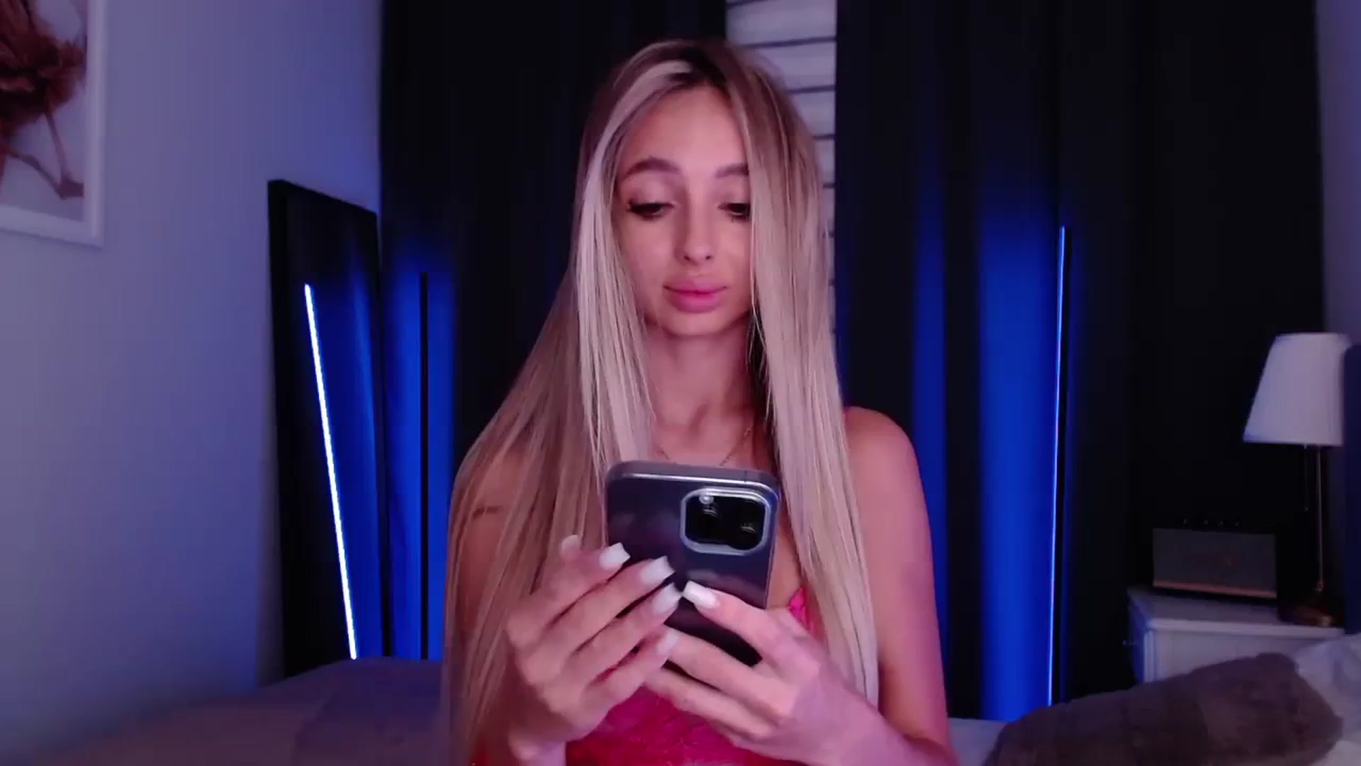 Gallery image thumbnail from AngelLove__'s myfreecams stream on, 10/02/2023, 24:21 image 1 of 20