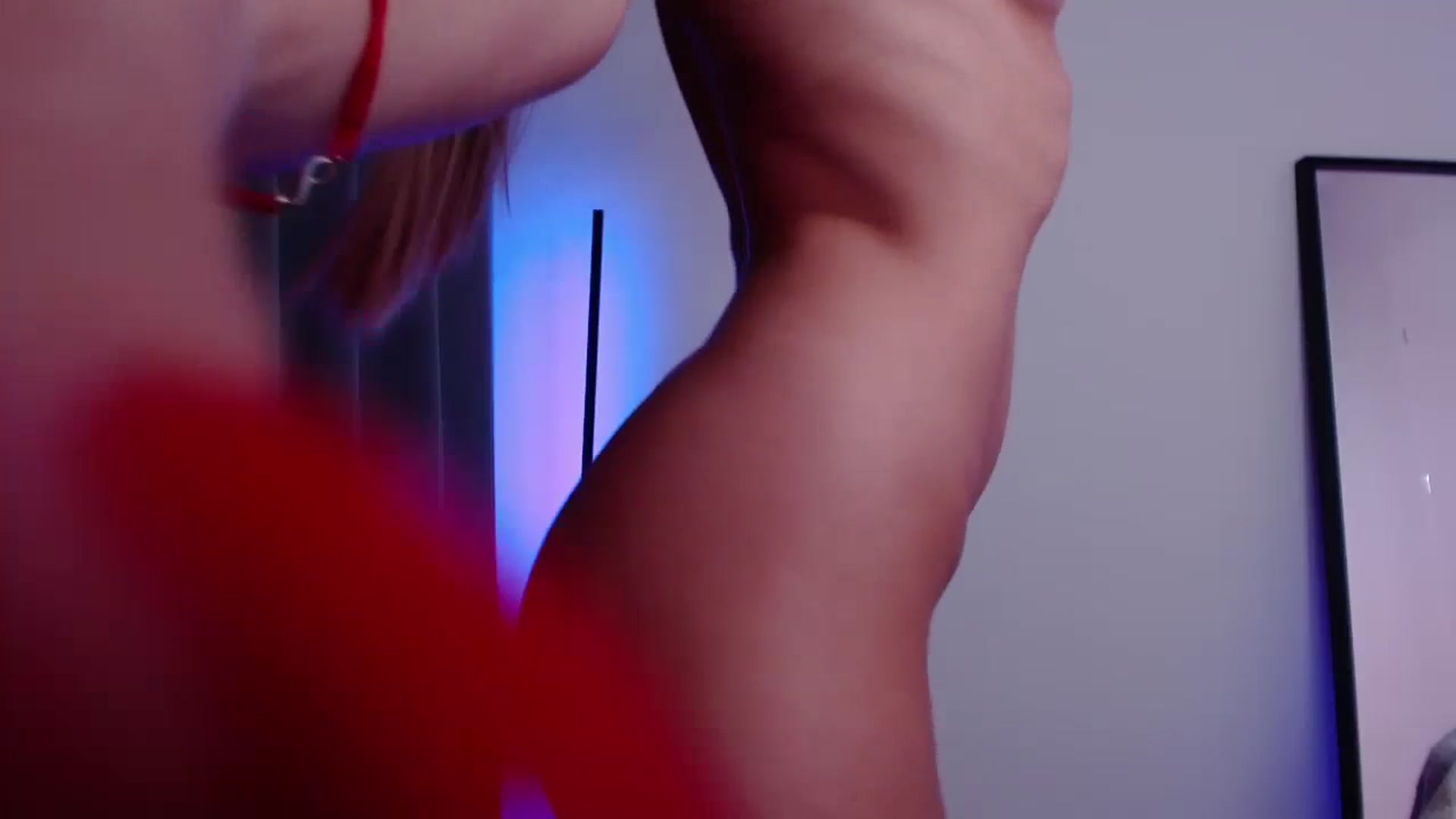 Gallery image thumbnail from AngelLove__'s myfreecams stream on, 10/03/2023, 23:53 image 14 of 20