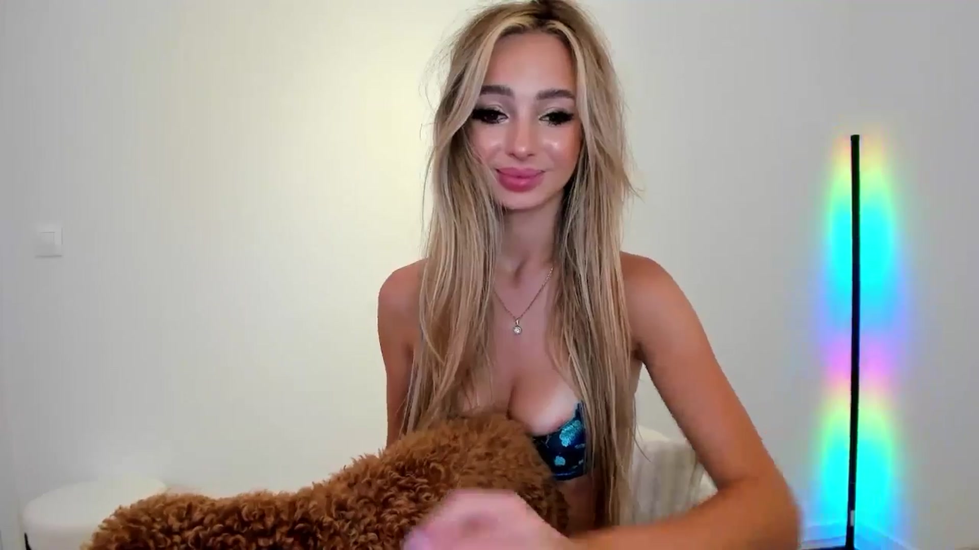Gallery image thumbnail from AngelLove__'s myfreecams stream on, 09/02/2024, 02:00 image 7 of 20
