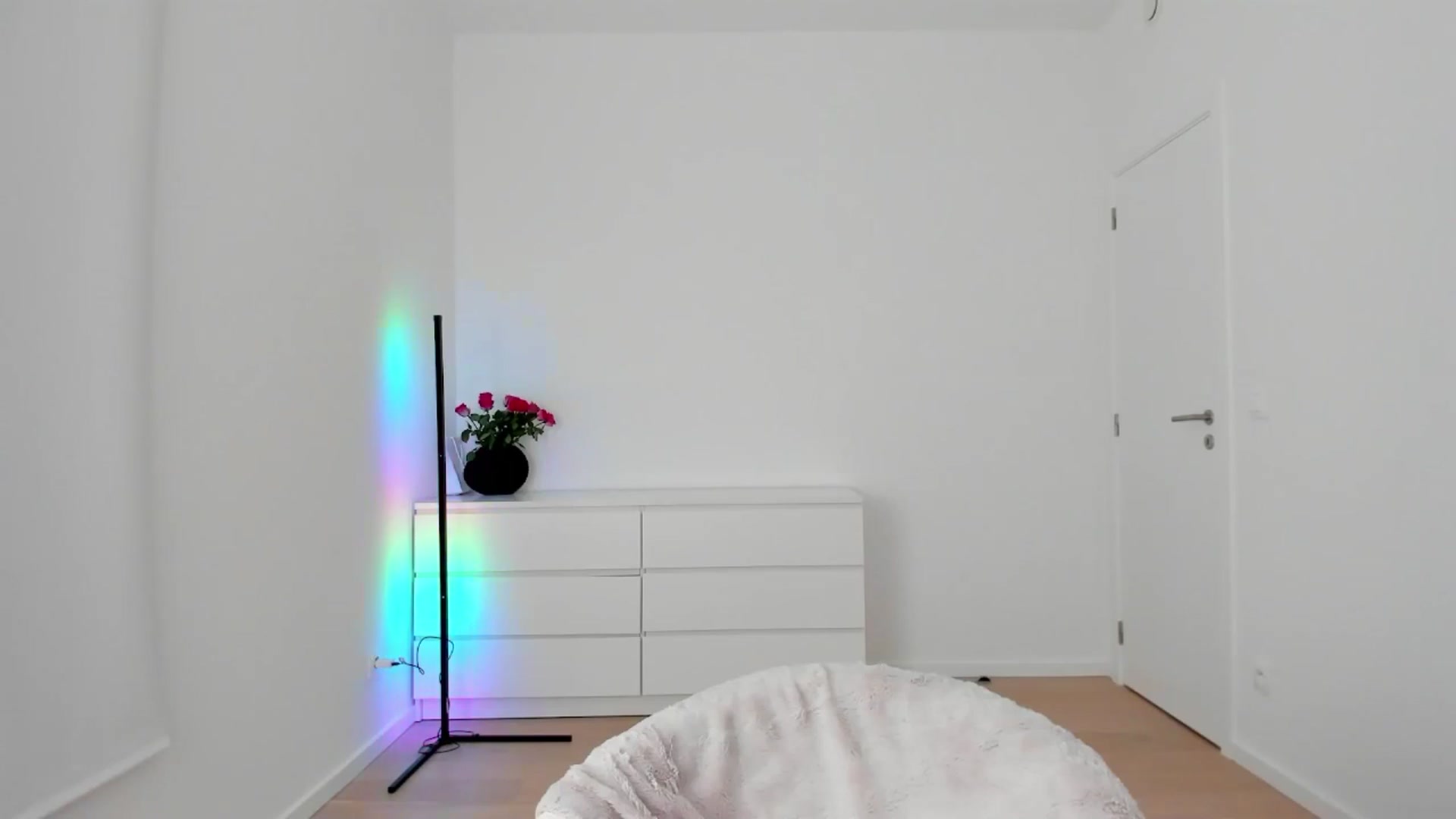 Gallery image thumbnail from AngelLove__'s myfreecams stream on, 11/03/2024, 19:02 image 11 of 20