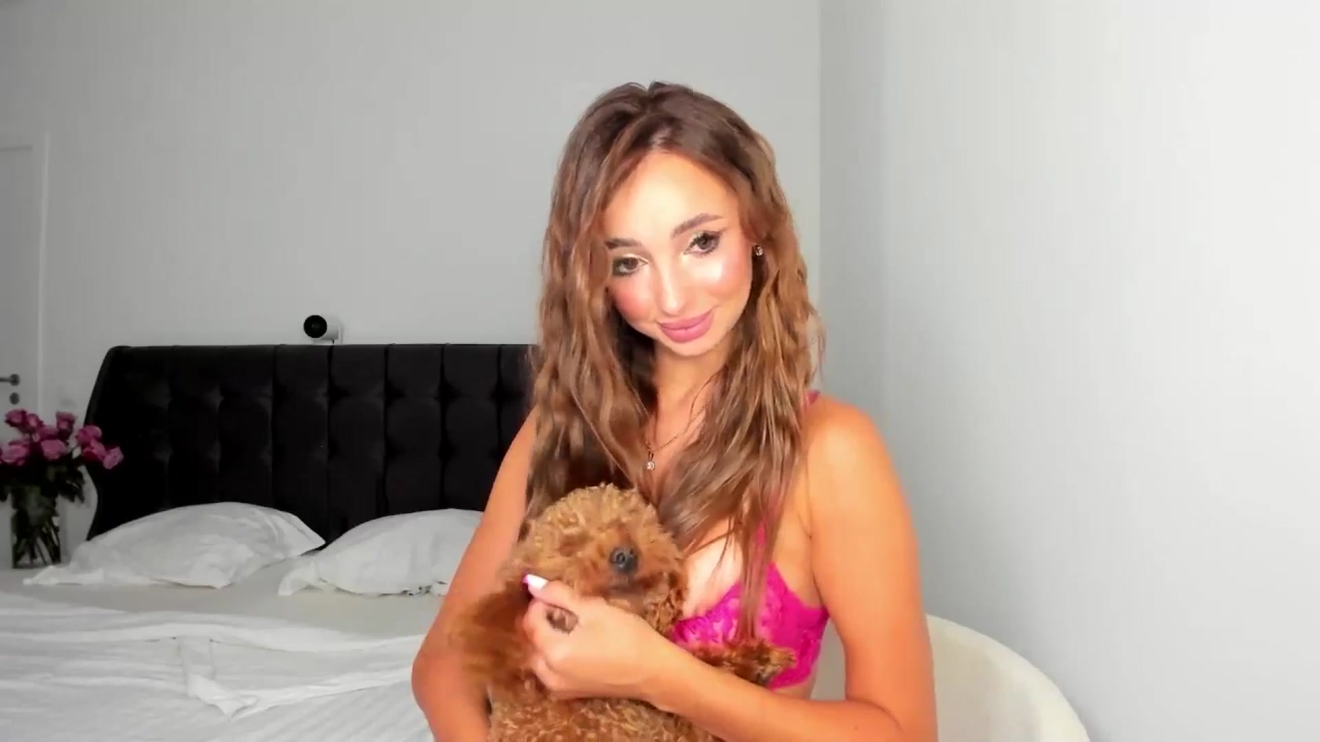 Gallery image thumbnail from AngelLove__'s myfreecams stream on, 07/05/2025, 24:10 image 8 of 20