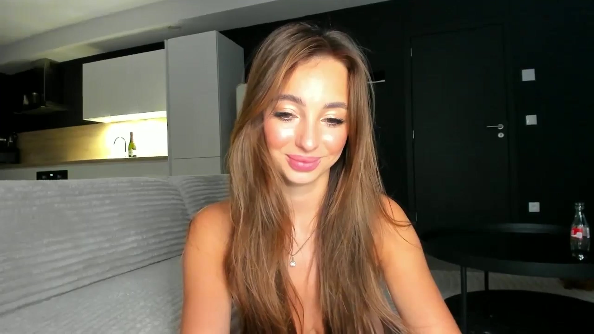 Gallery image thumbnail from AngelLove__'s myfreecams stream on, 07/24/2025, 21:36 image 8 of 20