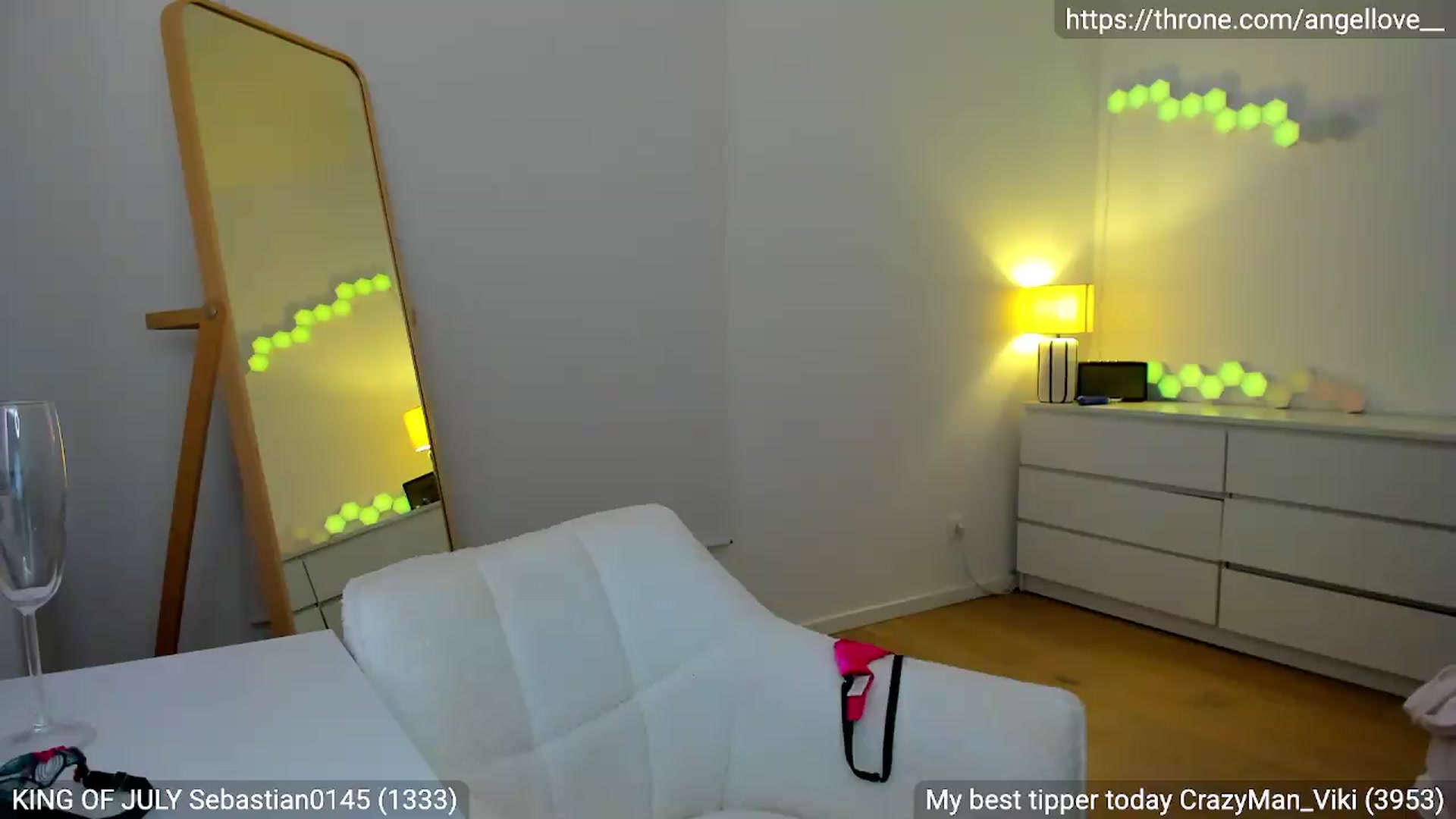Gallery image thumbnail from AngelLove__'s myfreecams stream on, 07/08/2026, 24:50 image 8 of 20