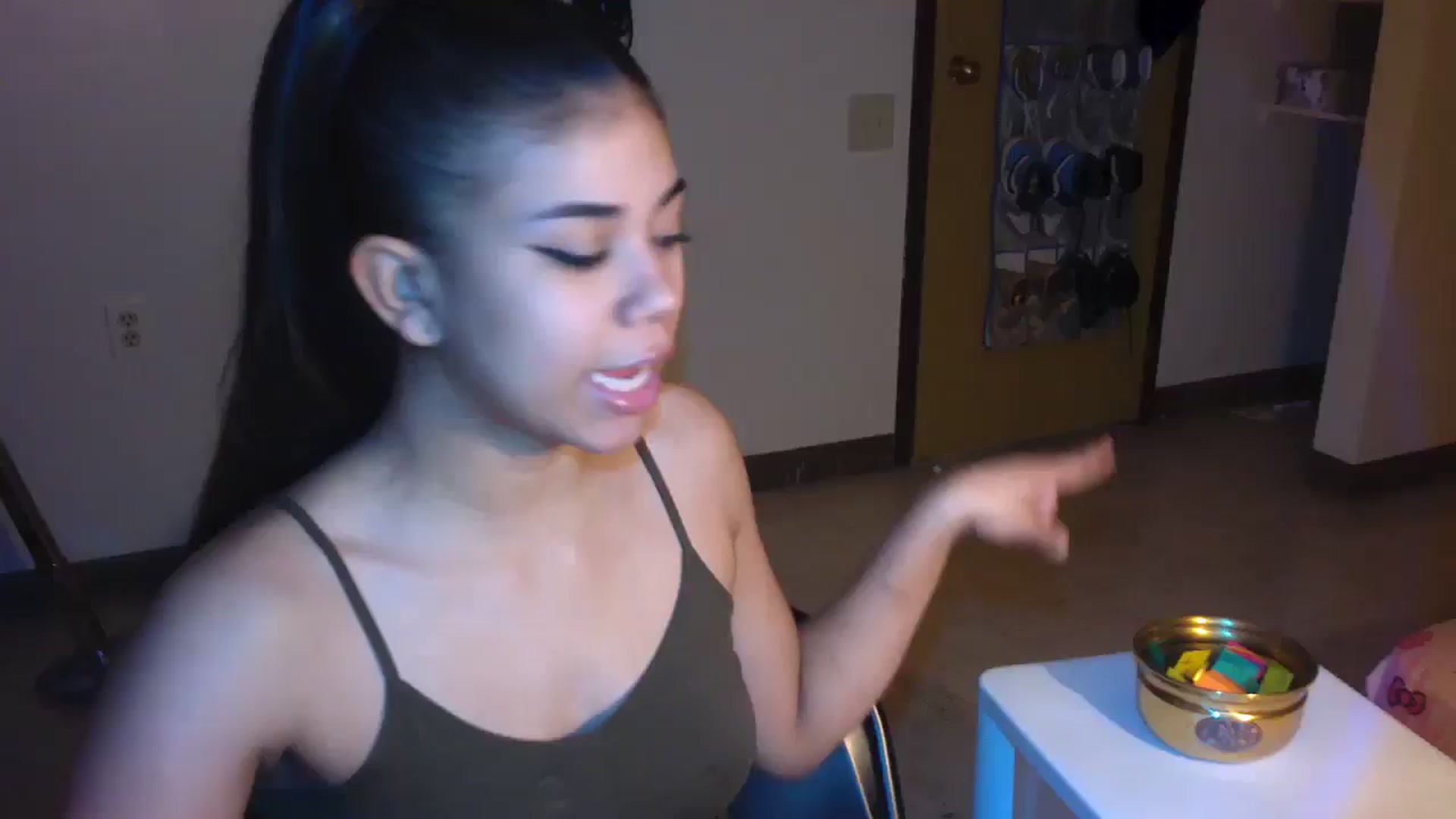 Gallery image thumbnail from AngelMadisonX's myfreecams stream on, 04/08/2025, 11:45 image 16 of 20