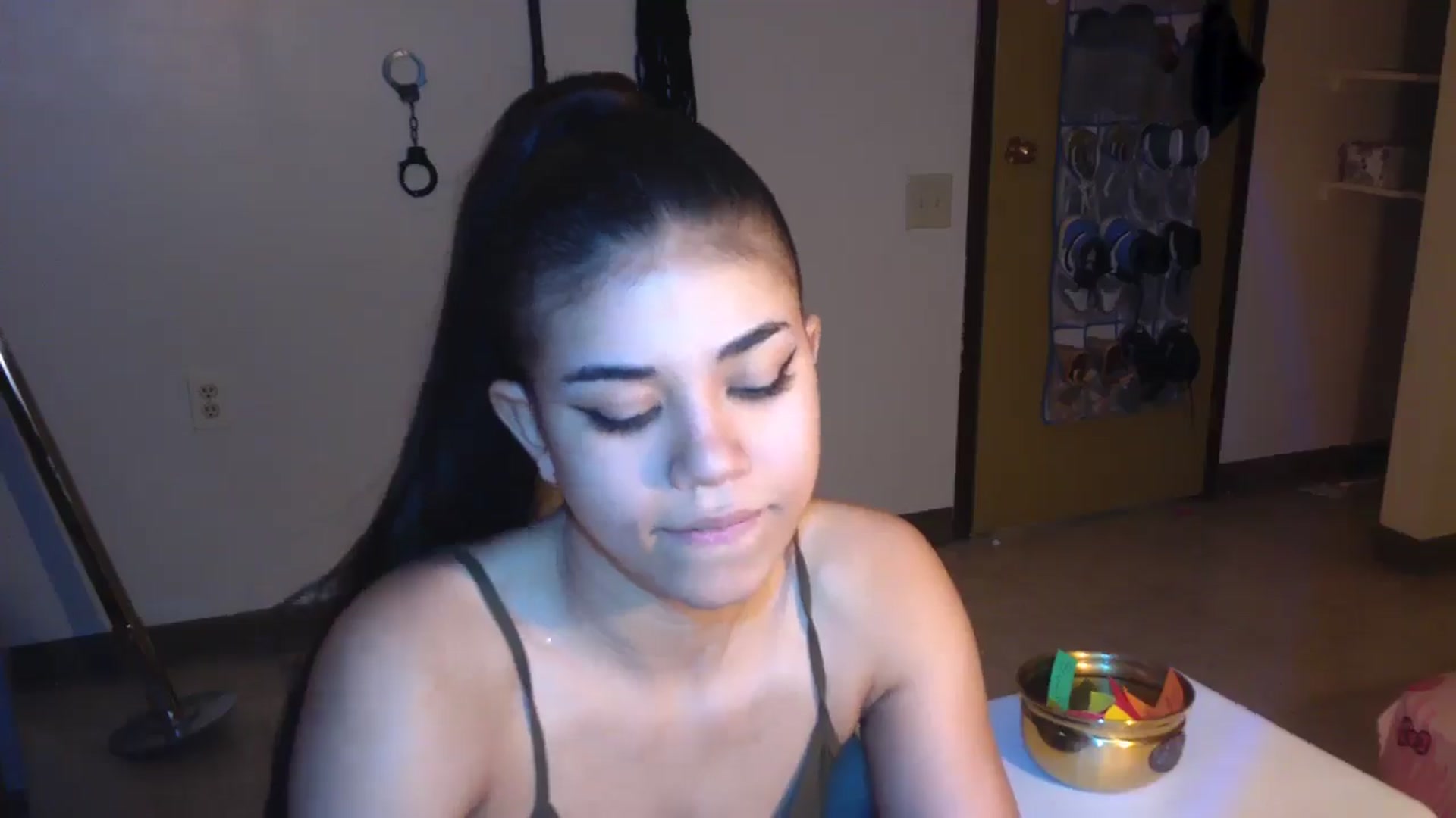 Gallery image thumbnail from AngelMadisonX's myfreecams stream on, 04/08/2025, 12:38 image 3 of 20