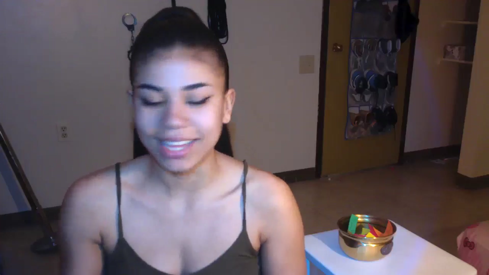 Gallery image thumbnail from AngelMadisonX's myfreecams stream on, 04/08/2025, 12:38 image 7 of 20