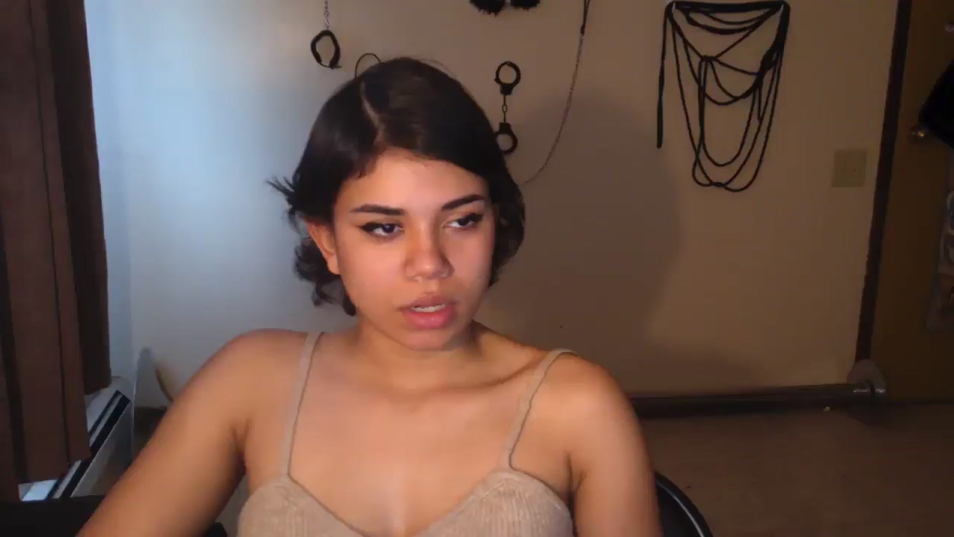 Gallery image thumbnail from AngelMadisonX's myfreecams stream on, 04/16/2025, 20:15 image 7 of 20