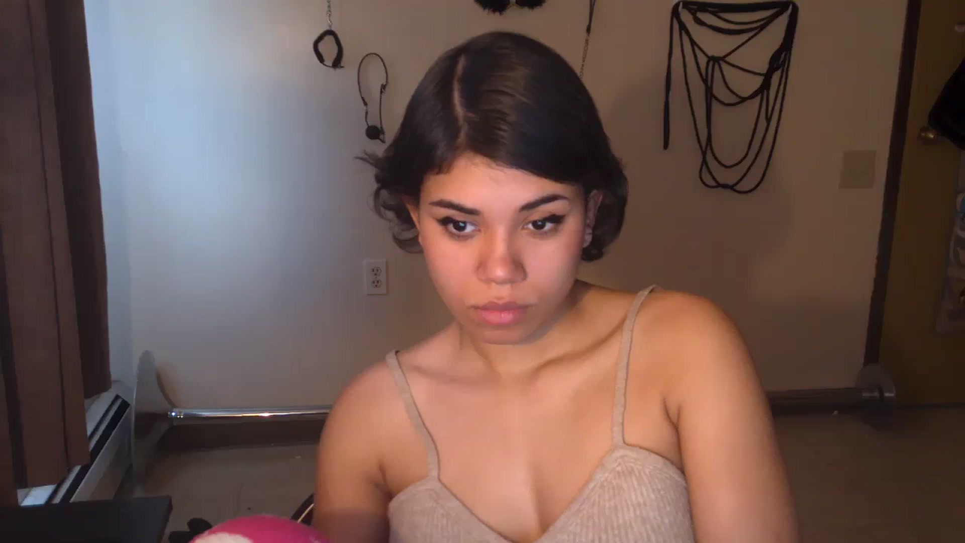 Gallery image thumbnail from AngelMadisonX's myfreecams stream on, 04/16/2025, 20:15 image 10 of 20