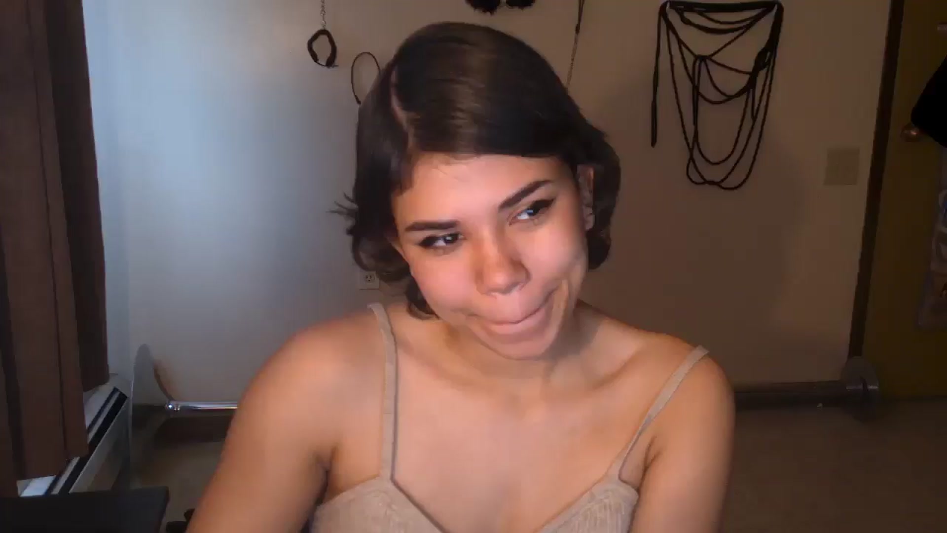 Gallery image thumbnail from AngelMadisonX's myfreecams stream on, 04/16/2025, 20:15 image 4 of 20