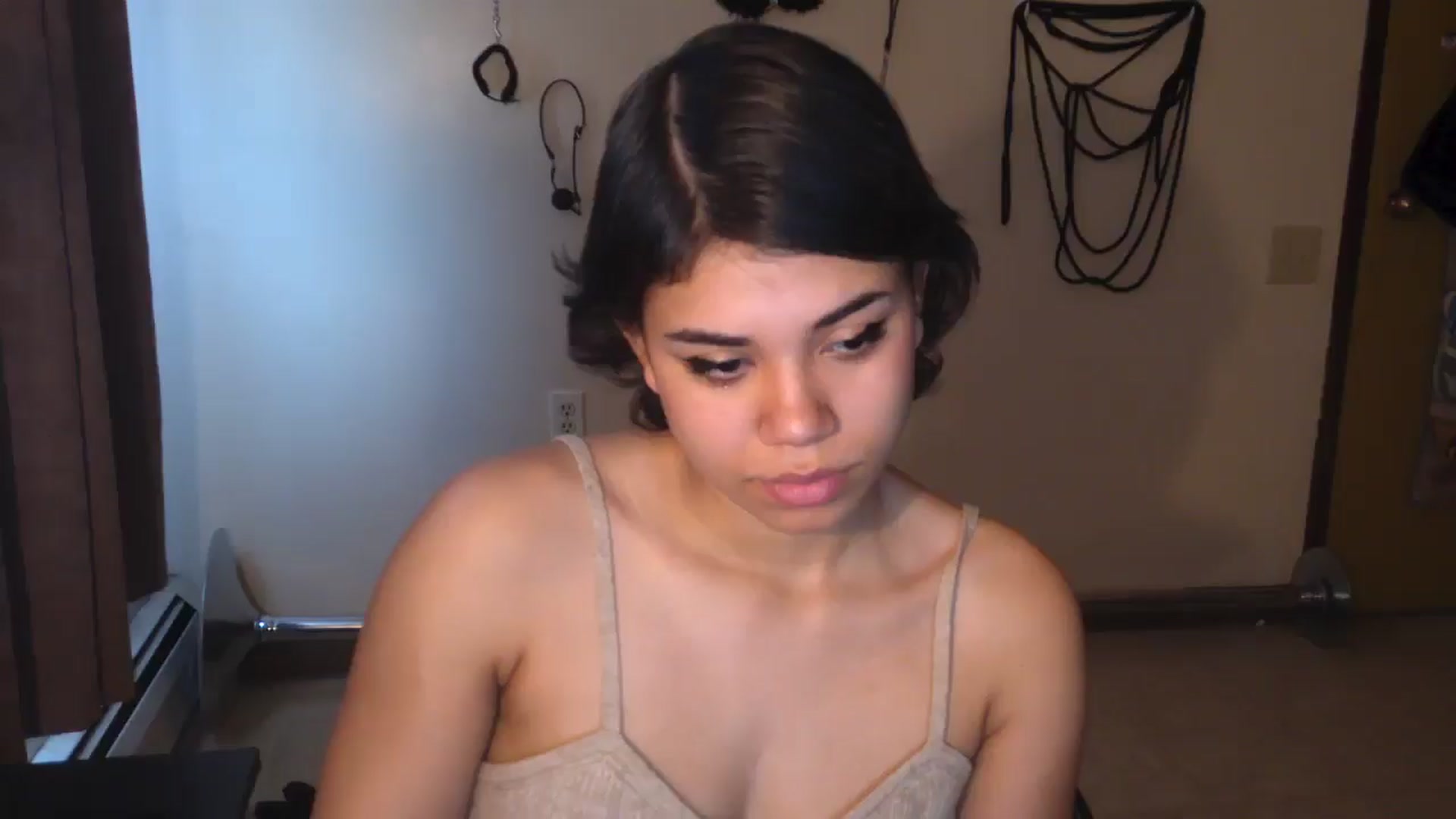 Gallery image thumbnail from AngelMadisonX's myfreecams stream on, 04/16/2025, 20:15 image 1 of 20