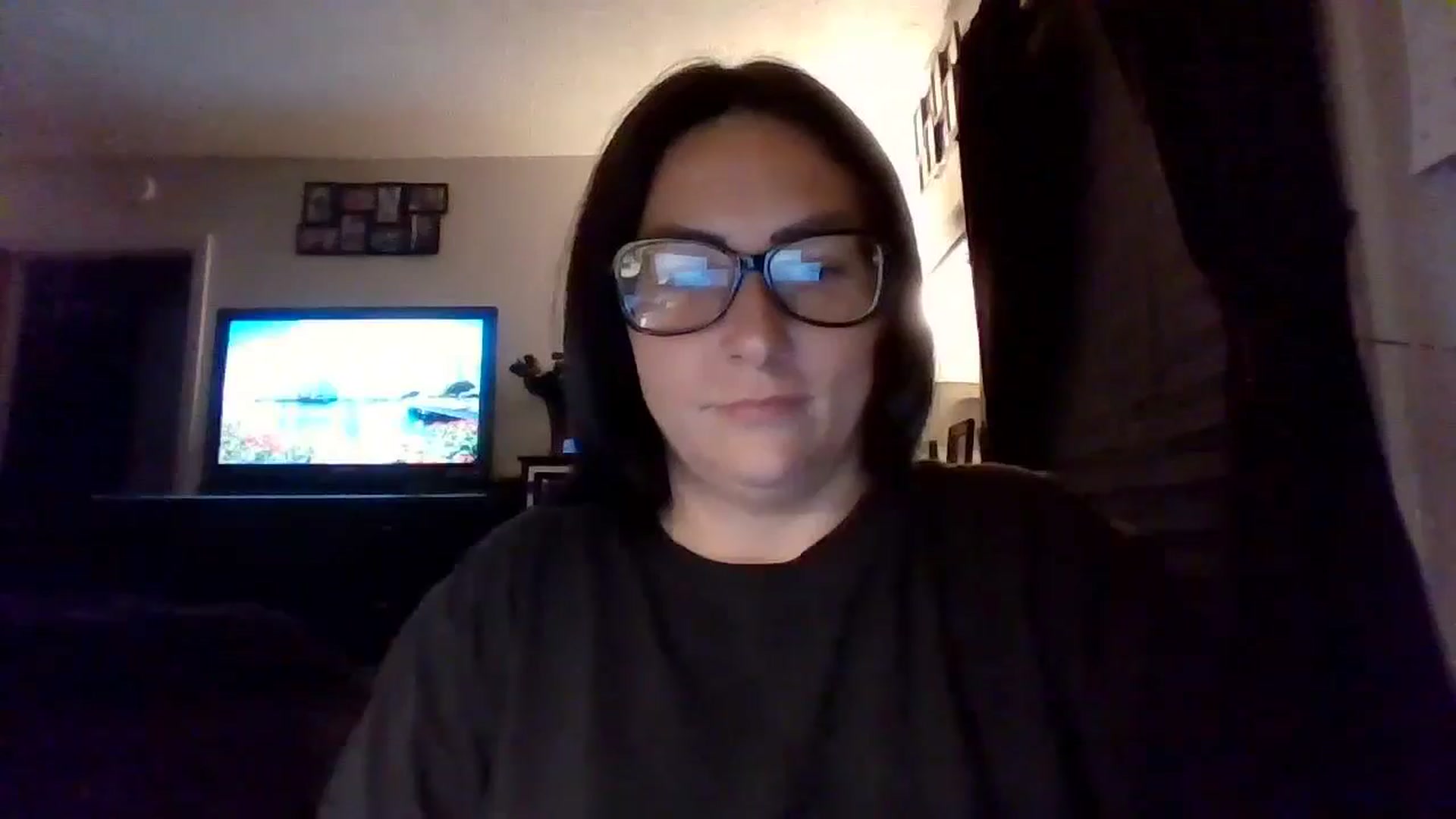 Gallery image thumbnail from AngelMarie77's myfreecams stream on, 05/19/2024, 02:35 image 11 of 20